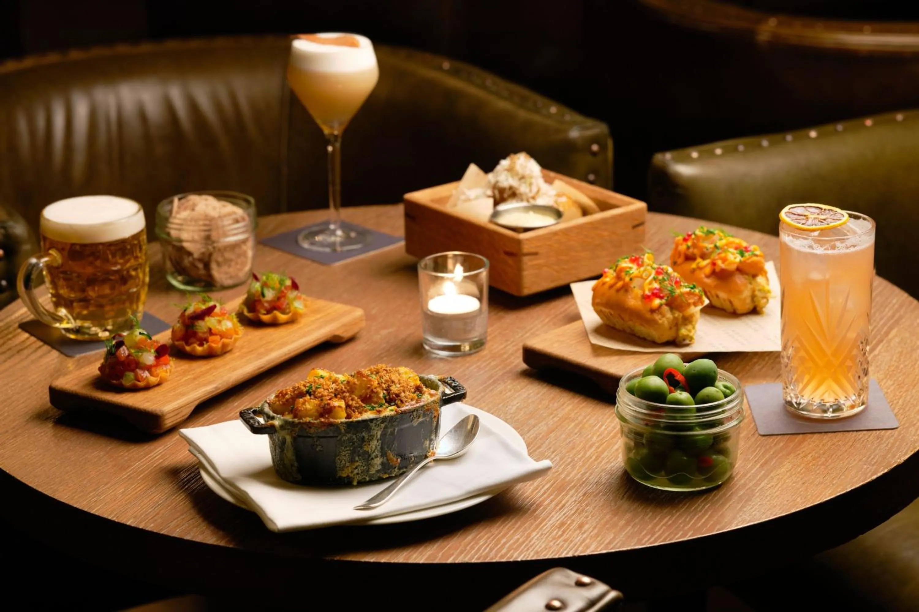 Lounge or bar in The London EDITION