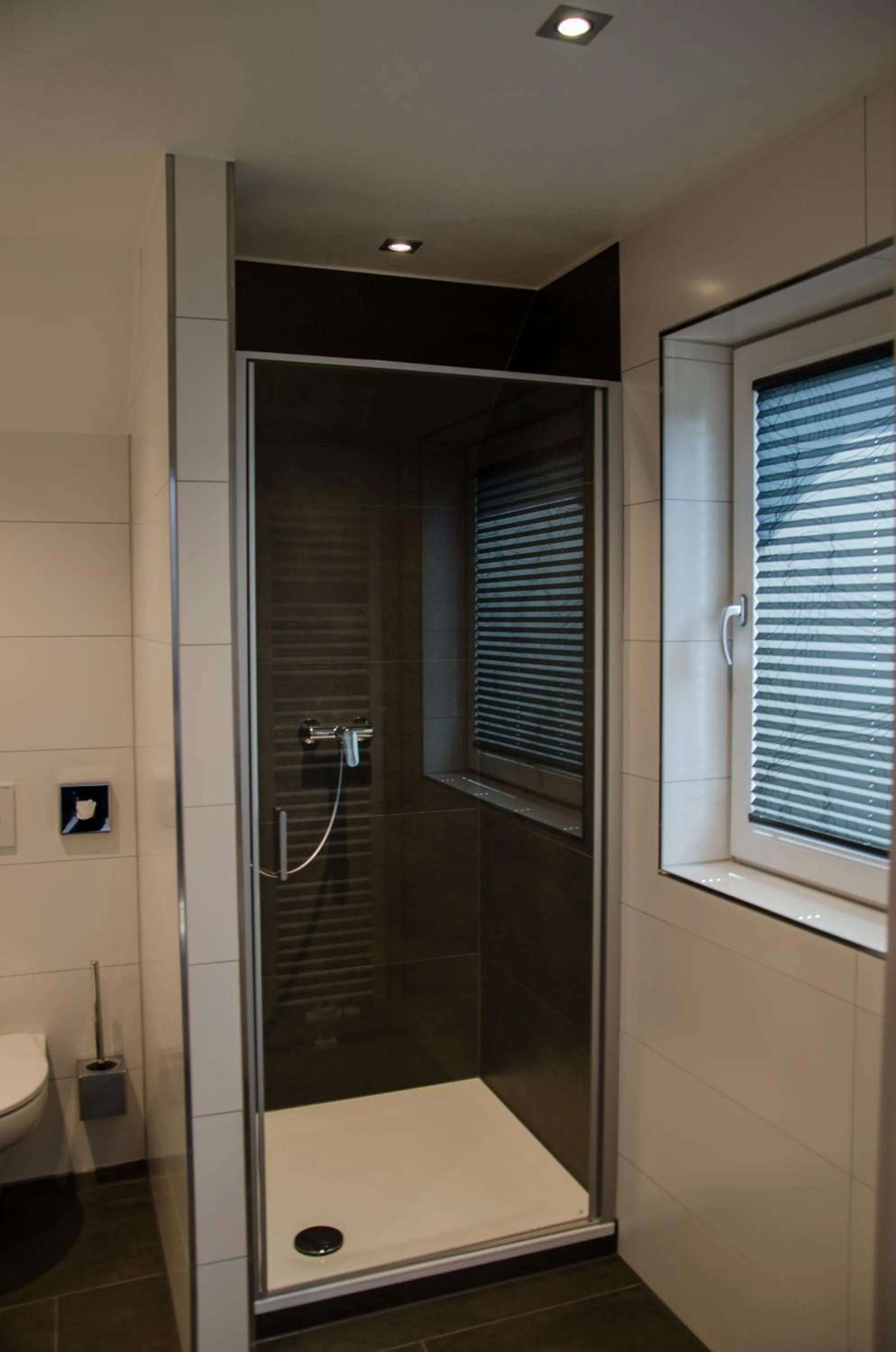 Shower in Hotel Restaurant Lamm