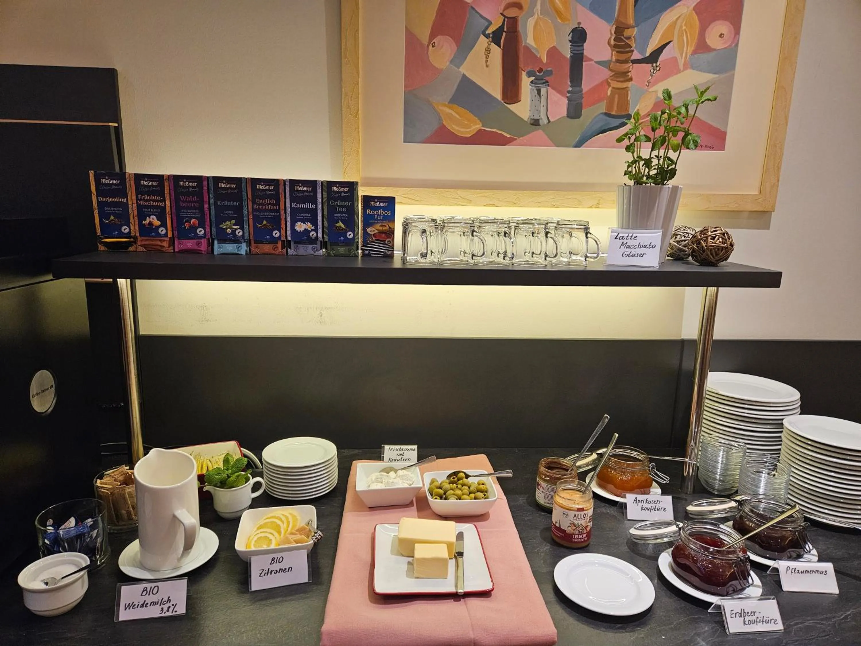 Breakfast in Andersen Hotel Birkenwerder