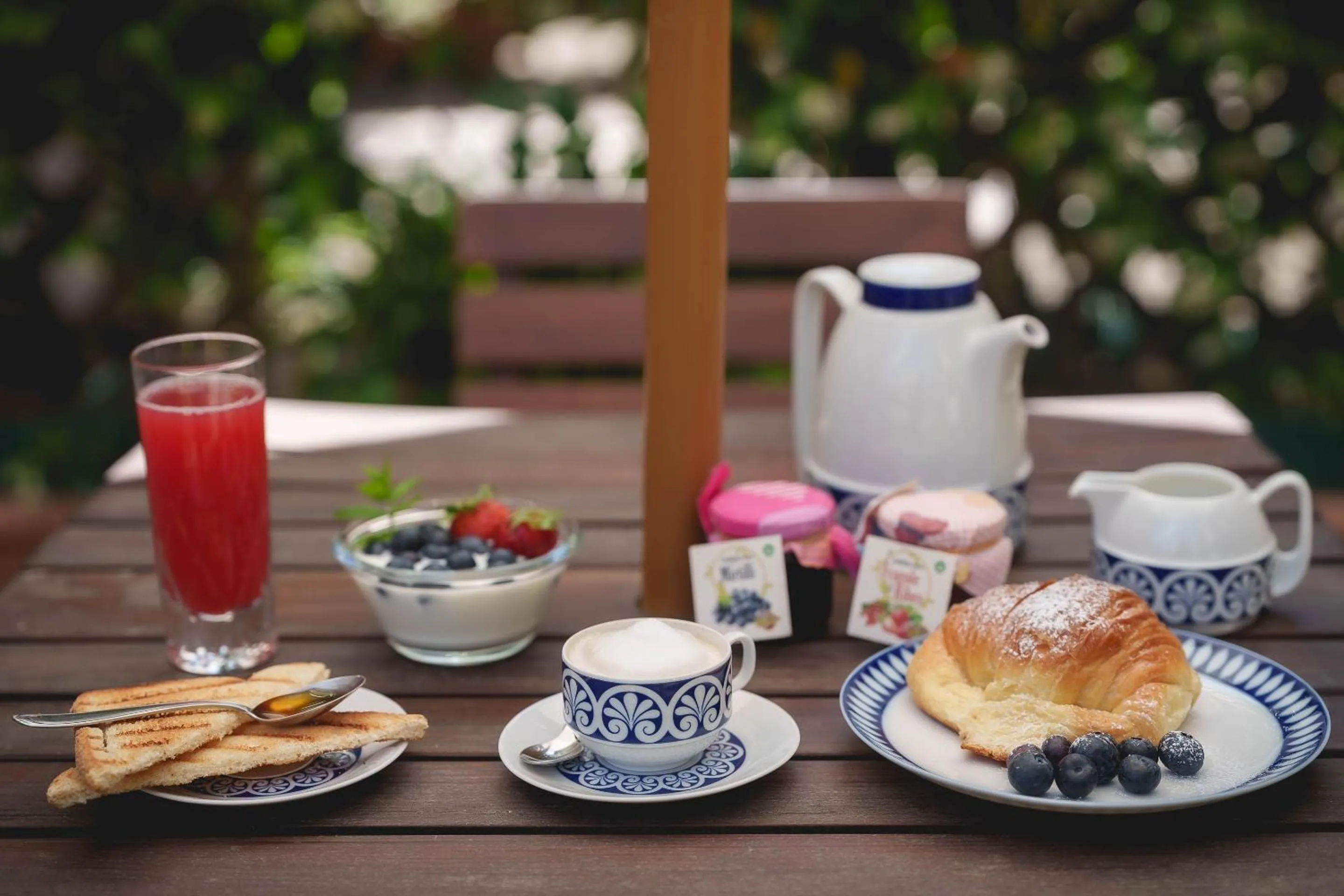 Breakfast in Le Tare B&B