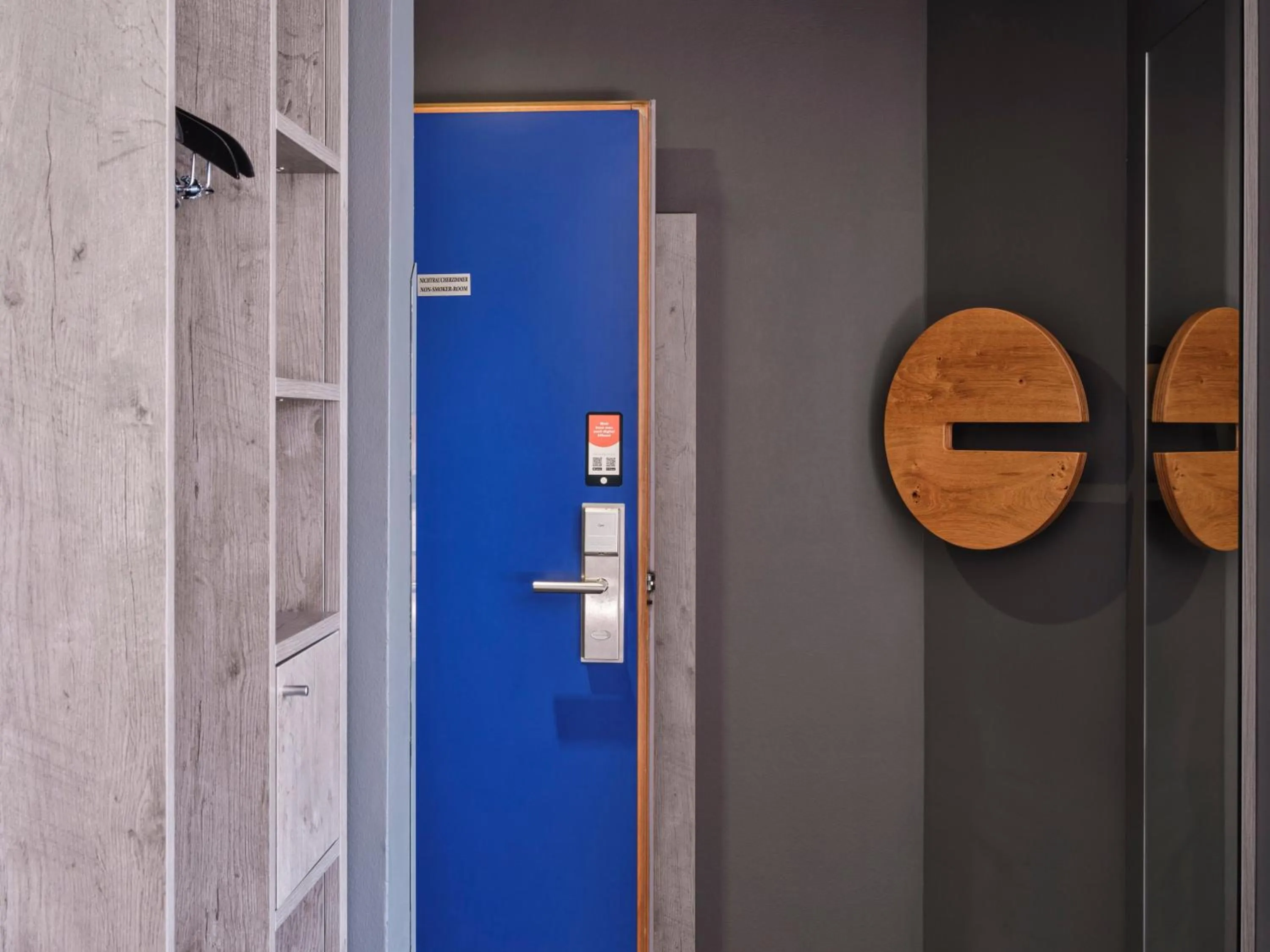 Photo of the whole room in Flemings Hotel Frankfurt-Central