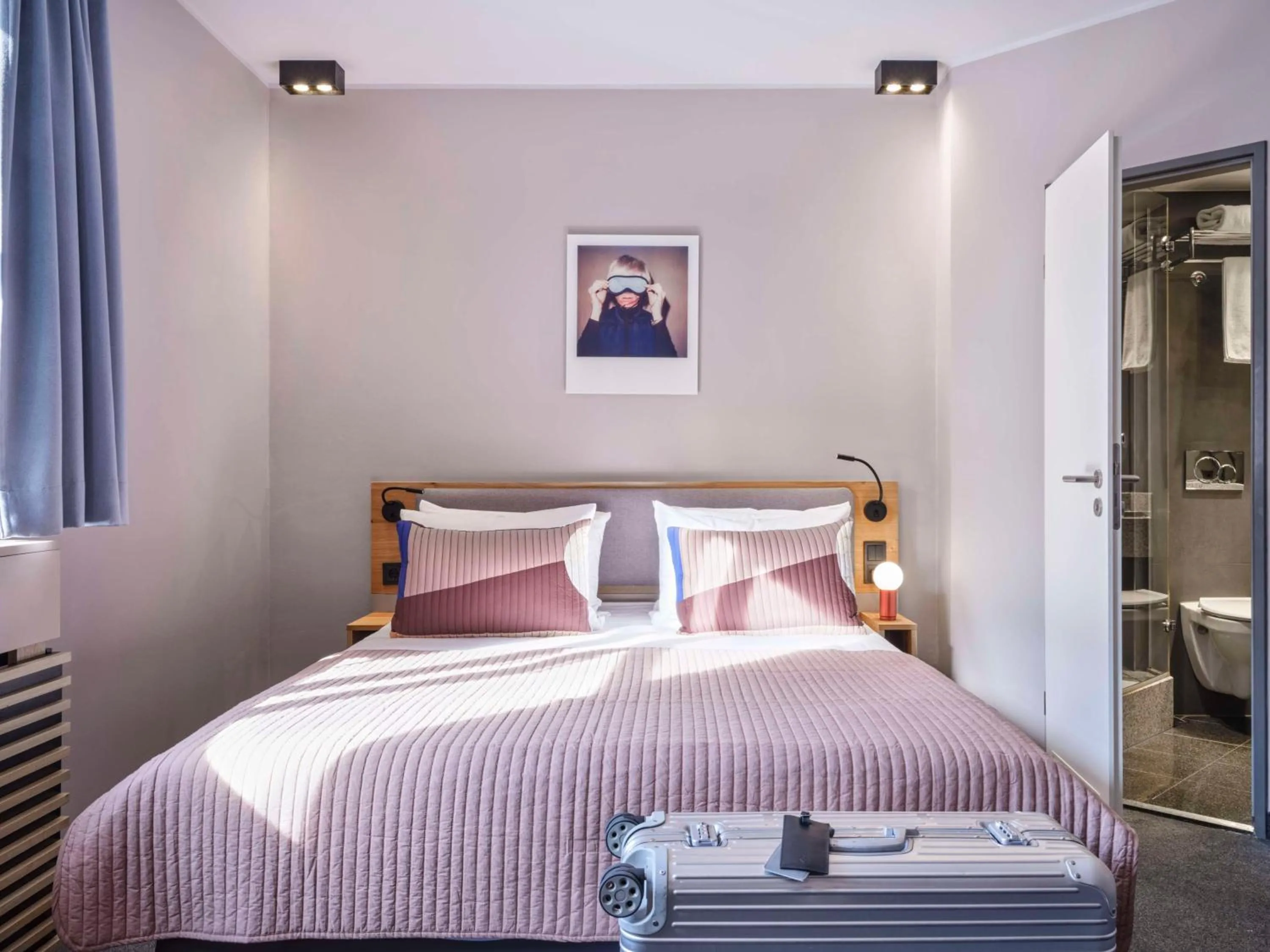 Bedroom, Bed in Flemings Hotel Frankfurt-Central