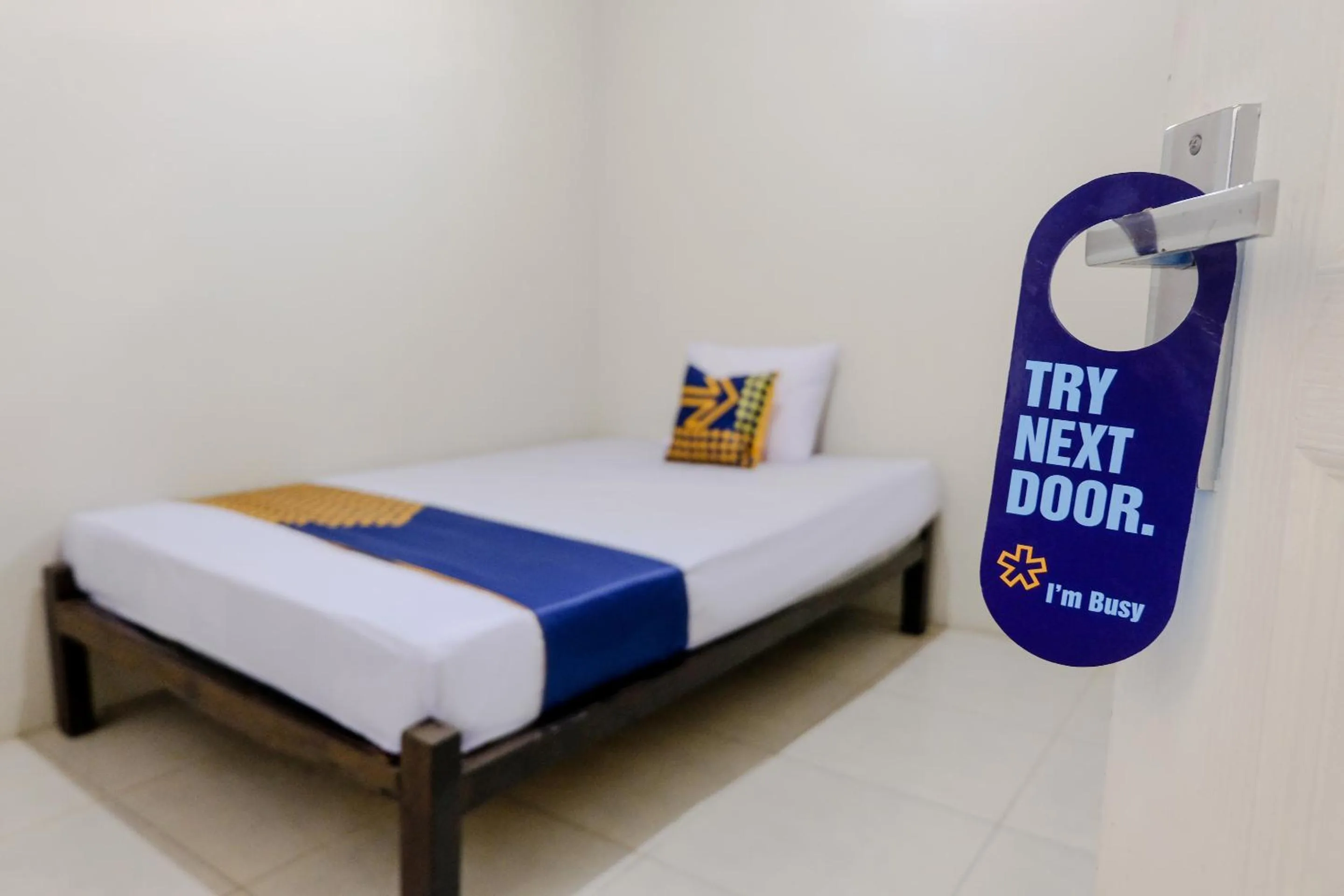 Bedroom in SPOT ON 2723 Gatsu Kost