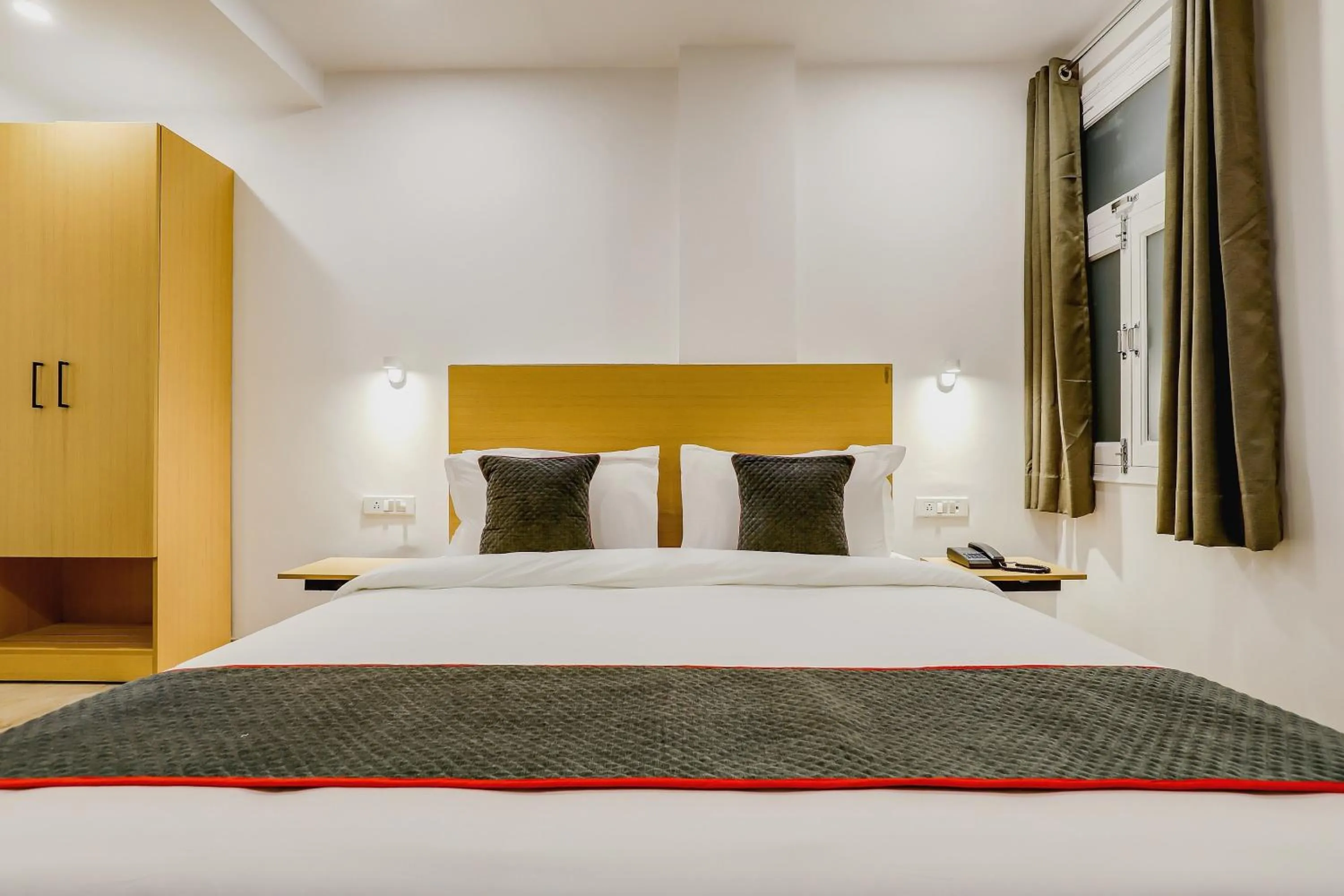 Other, Bed in Townhouse Siddharth Vihar Ghaziabad