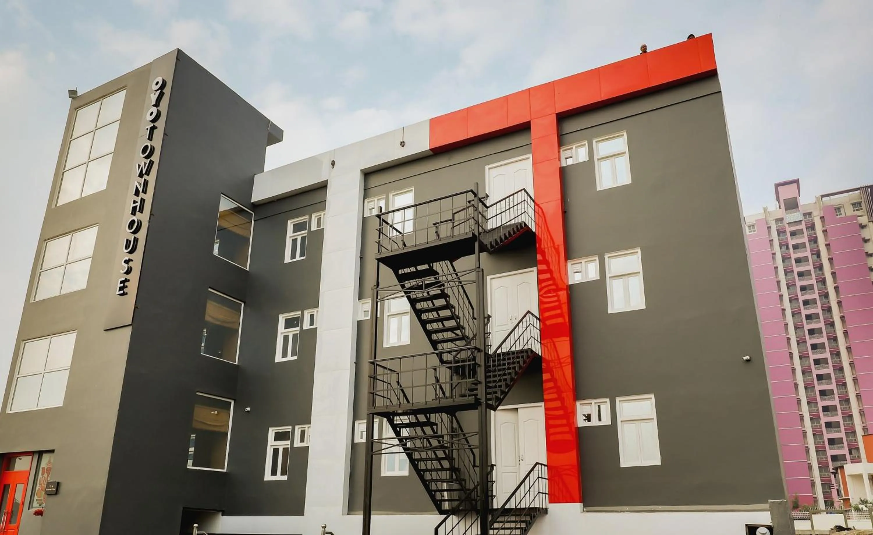 Facade/entrance in Townhouse Siddharth Vihar Ghaziabad