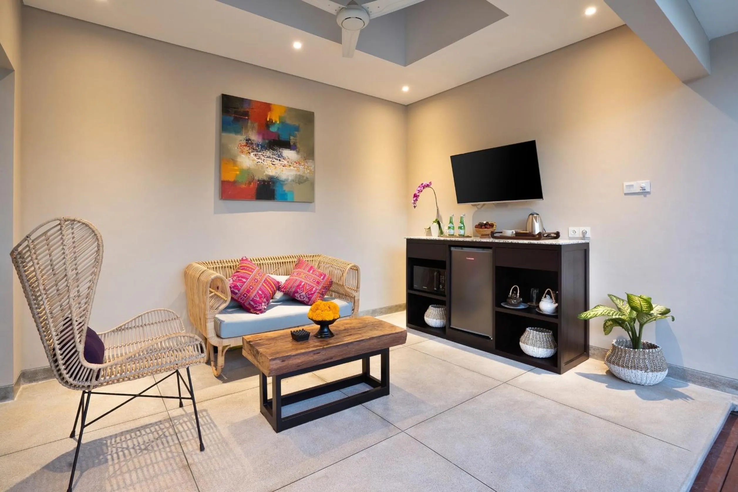 TV and multimedia in La Numa Villas Canggu