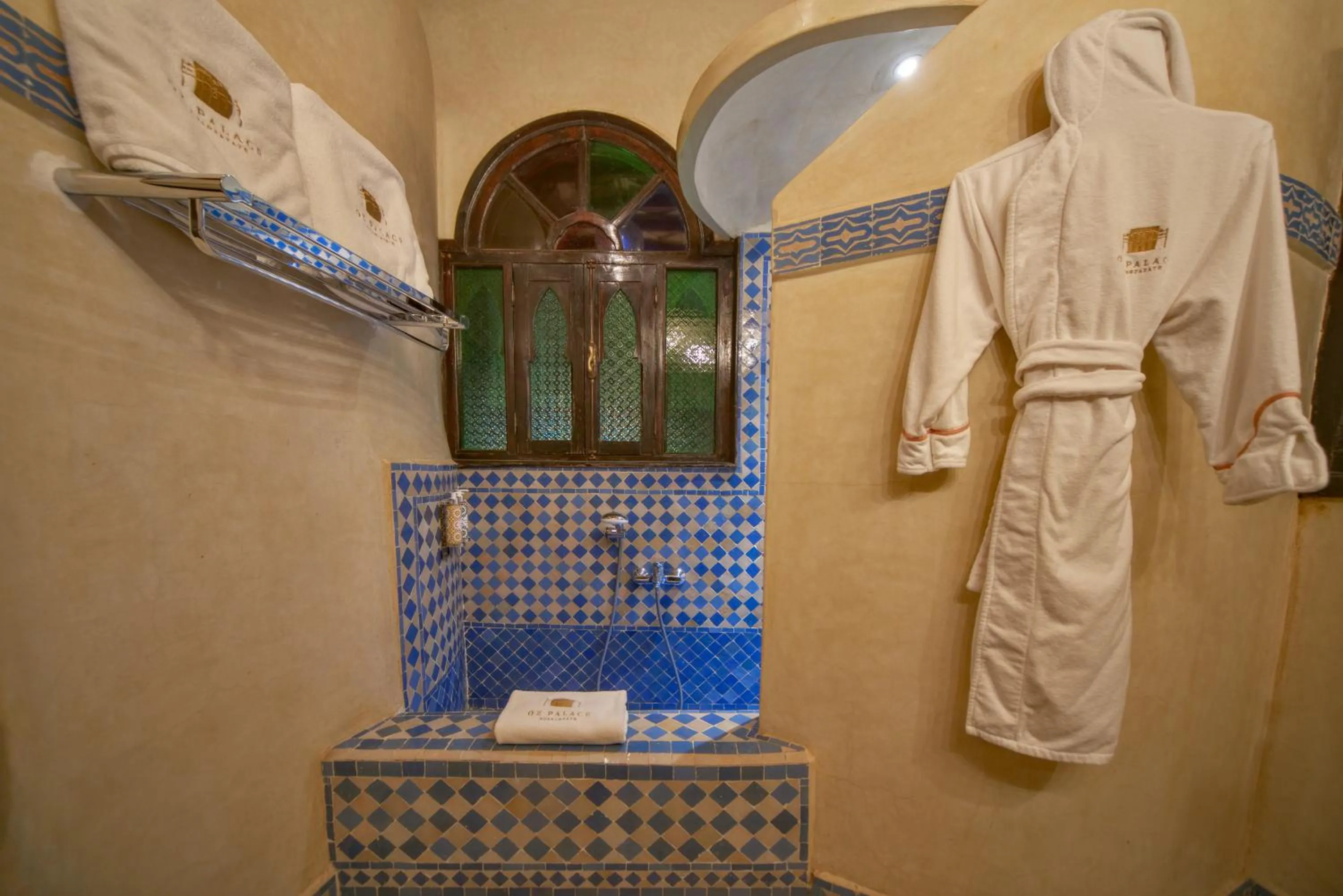 Bathroom in OZ Palace Ouarzazate & SPA