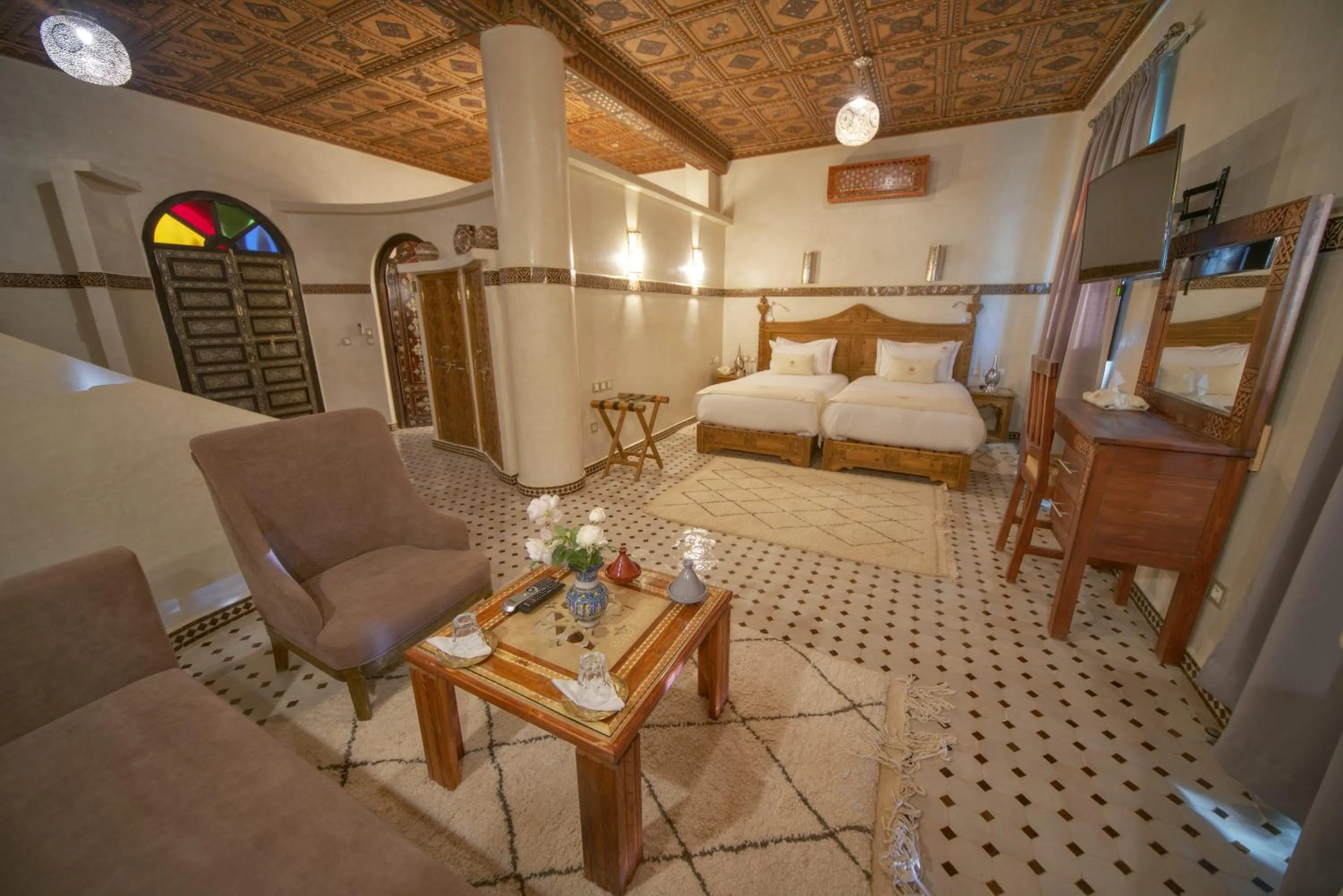 Photo of the whole room, Bed in OZ Palace Ouarzazate & SPA