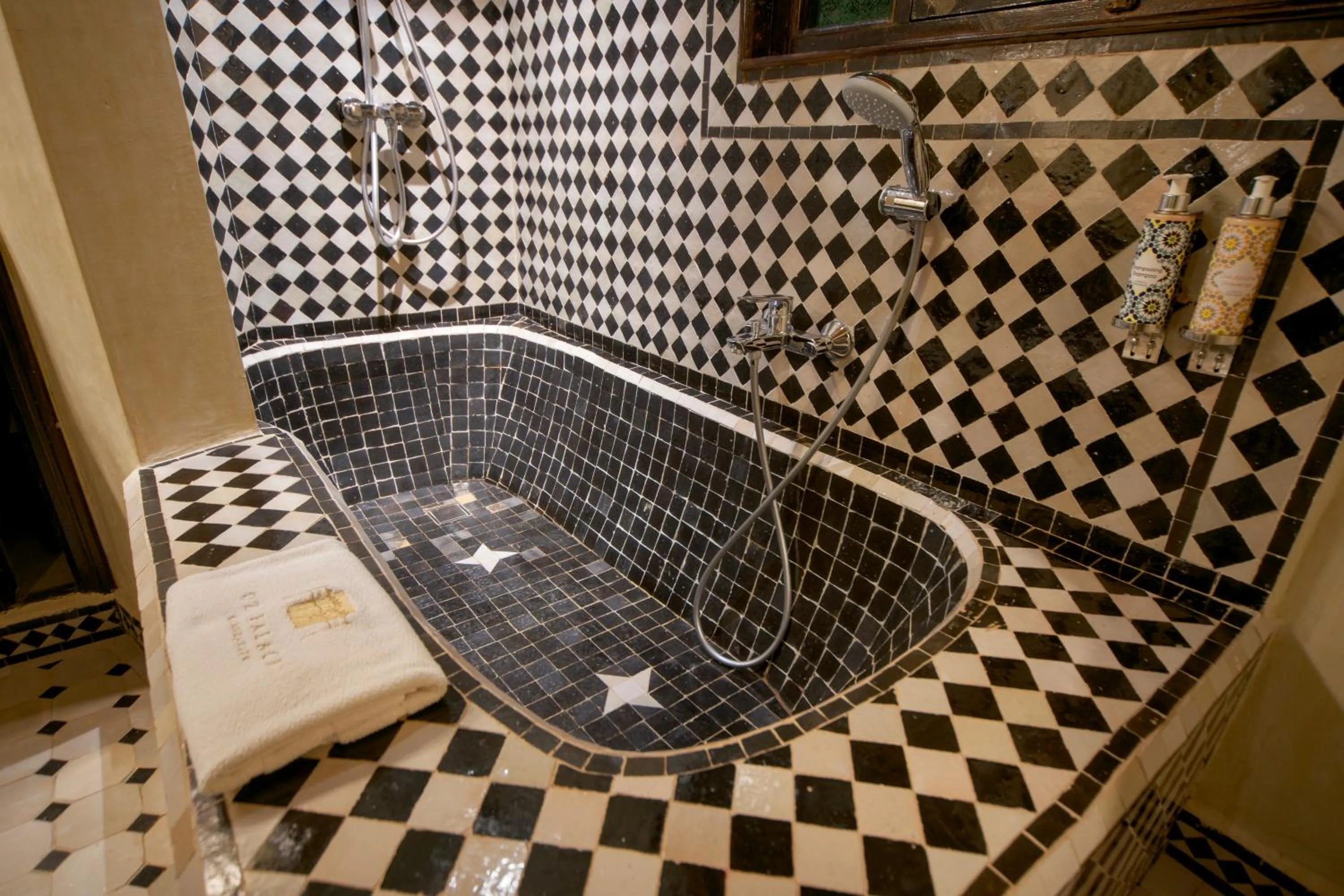 Shower in OZ Palace Ouarzazate & SPA