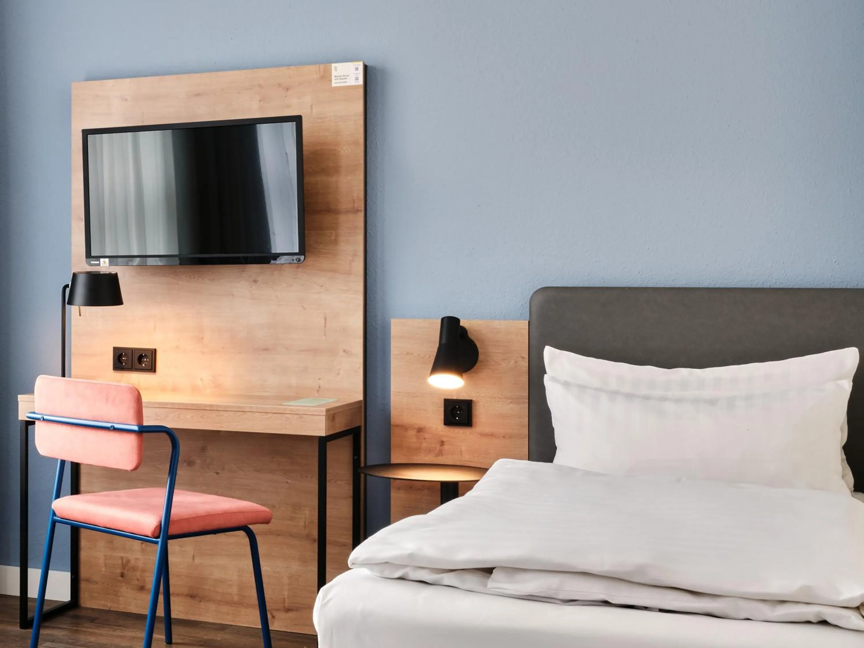 Photo of the whole room in Hotel Continental Frankfurt