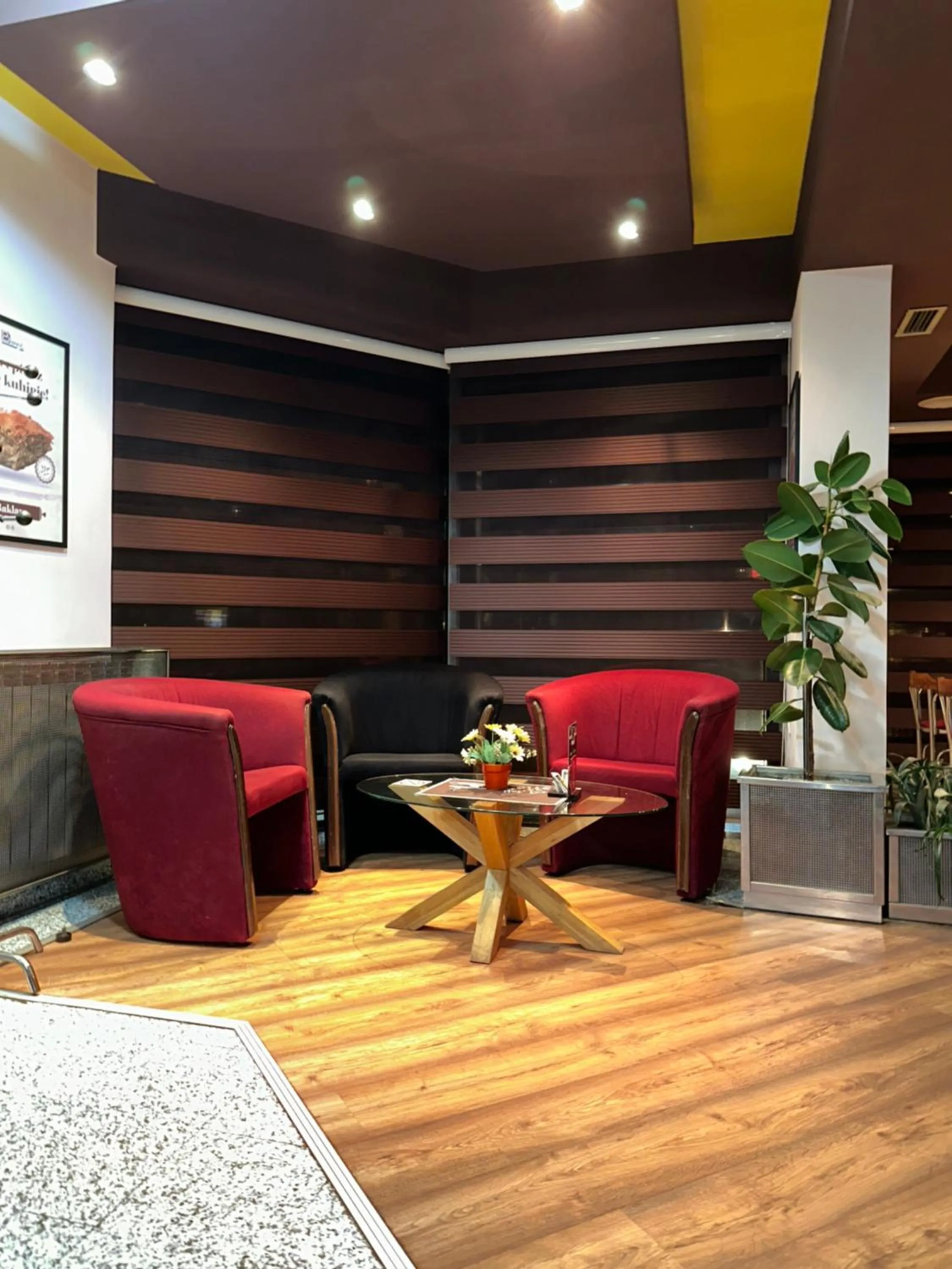 Restaurant/places to eat in Hotel Brkić Sarajevo Airport - Free Parking