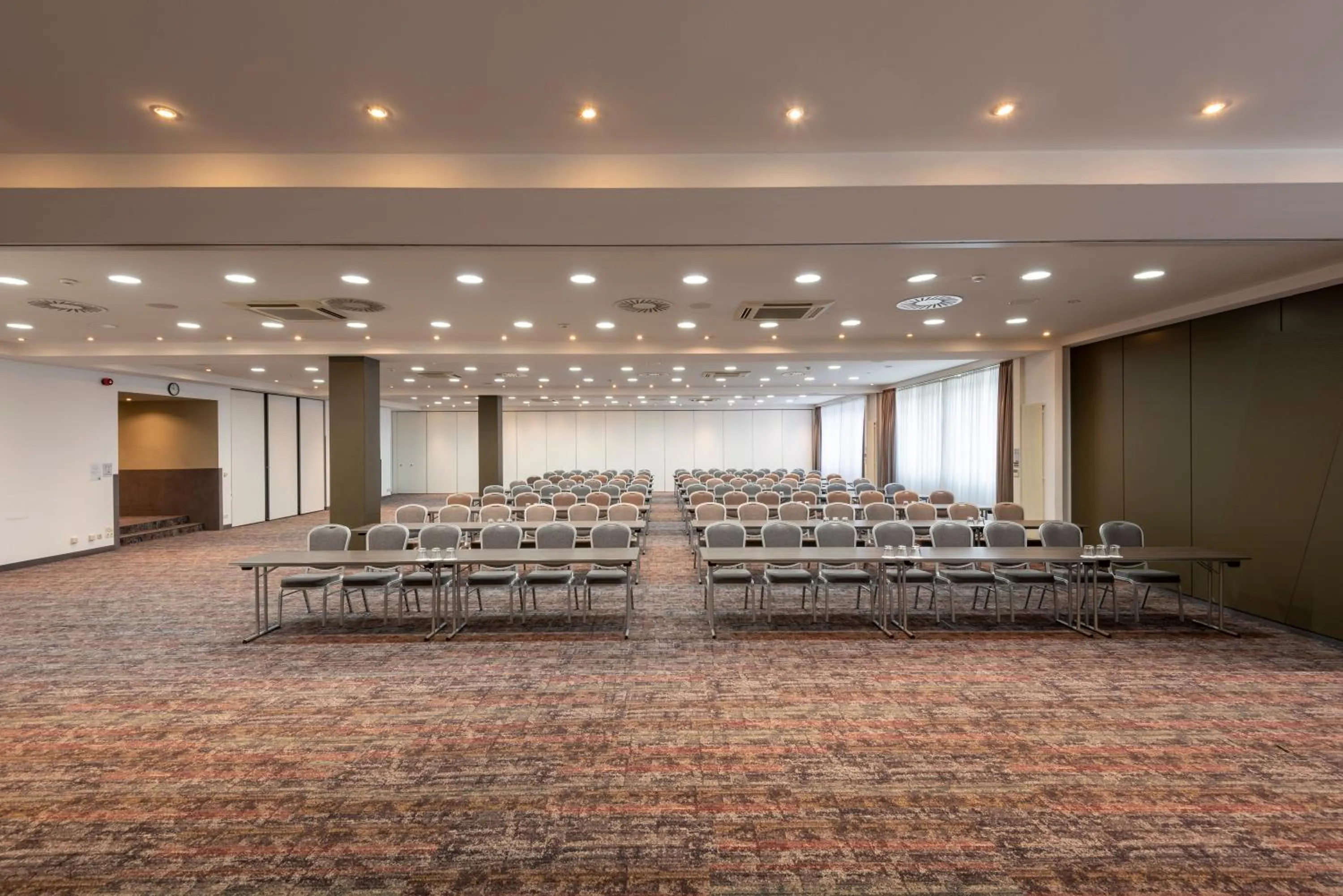 Meeting/conference room in Holiday Inn Munich Unterhaching by IHG