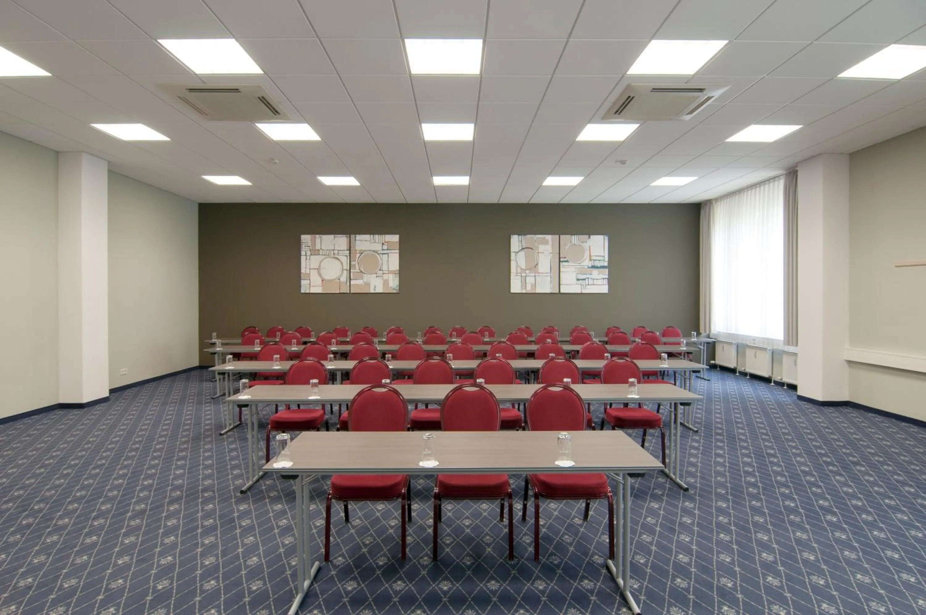 Meeting/conference room in Holiday Inn Munich Unterhaching by IHG
