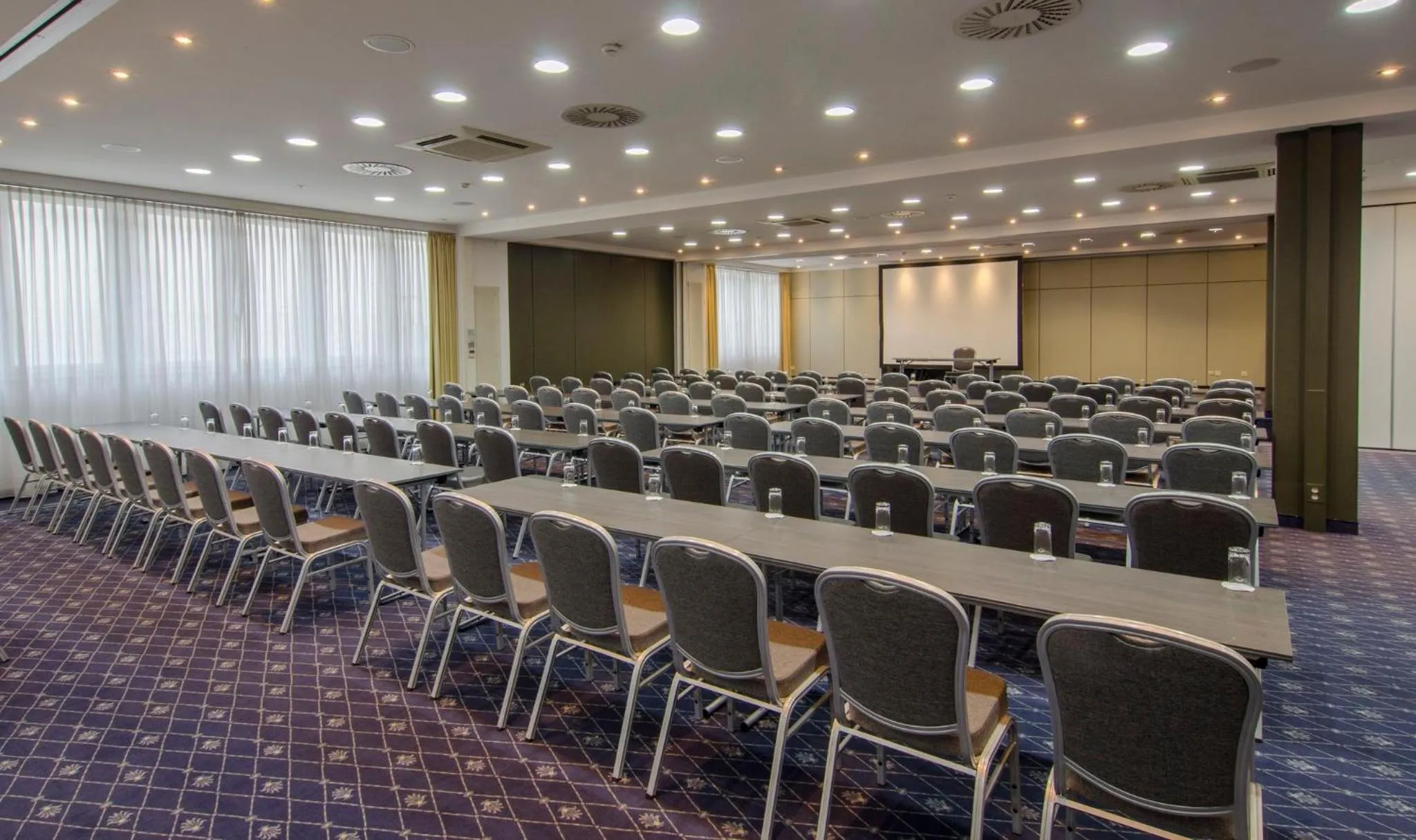 Meeting/conference room in Holiday Inn Munich Unterhaching by IHG