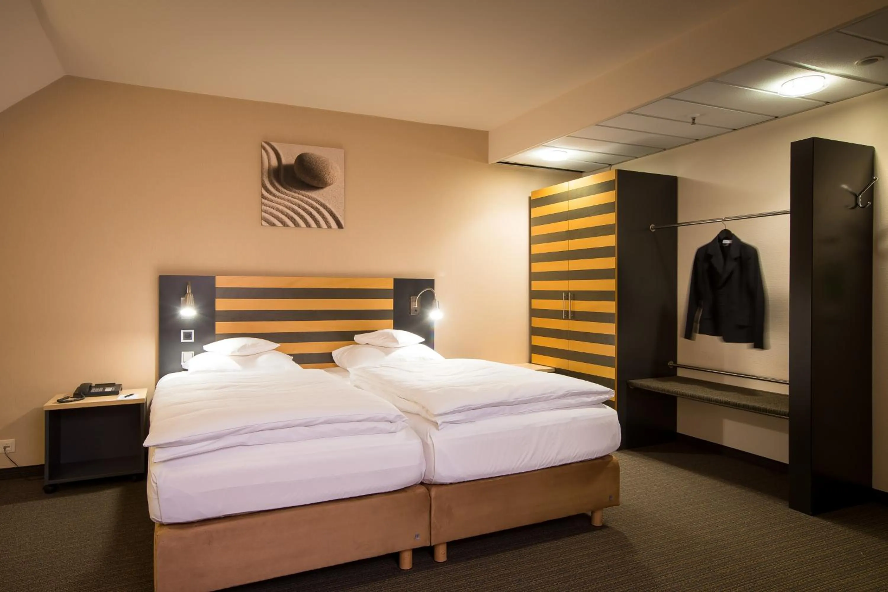 Bedroom, Bed in Lindner Hotel Frankfurt Hochst, part of JdV by Hyatt