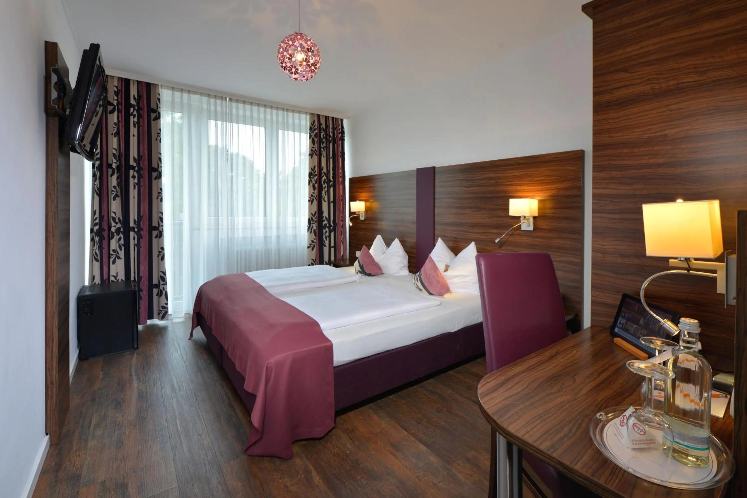 Photo of the whole room in ARTHOTEL Haar