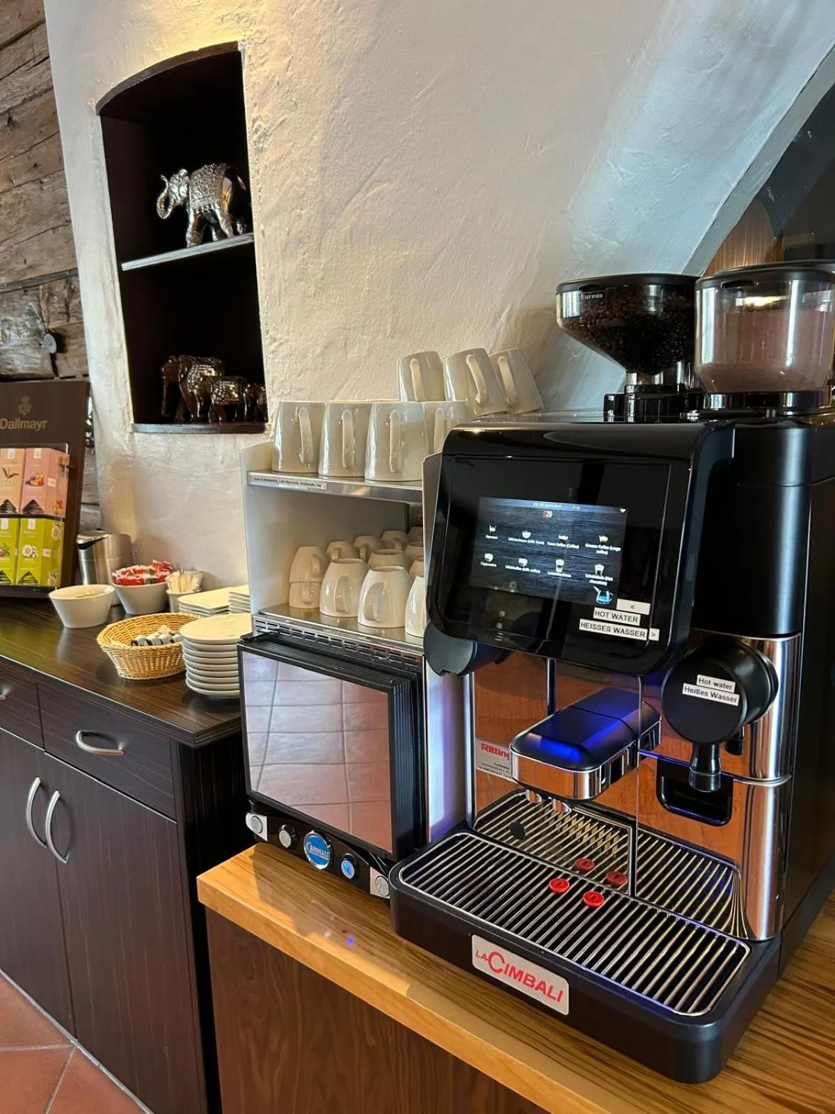 Coffee/tea facilities in ARTHOTEL Haar