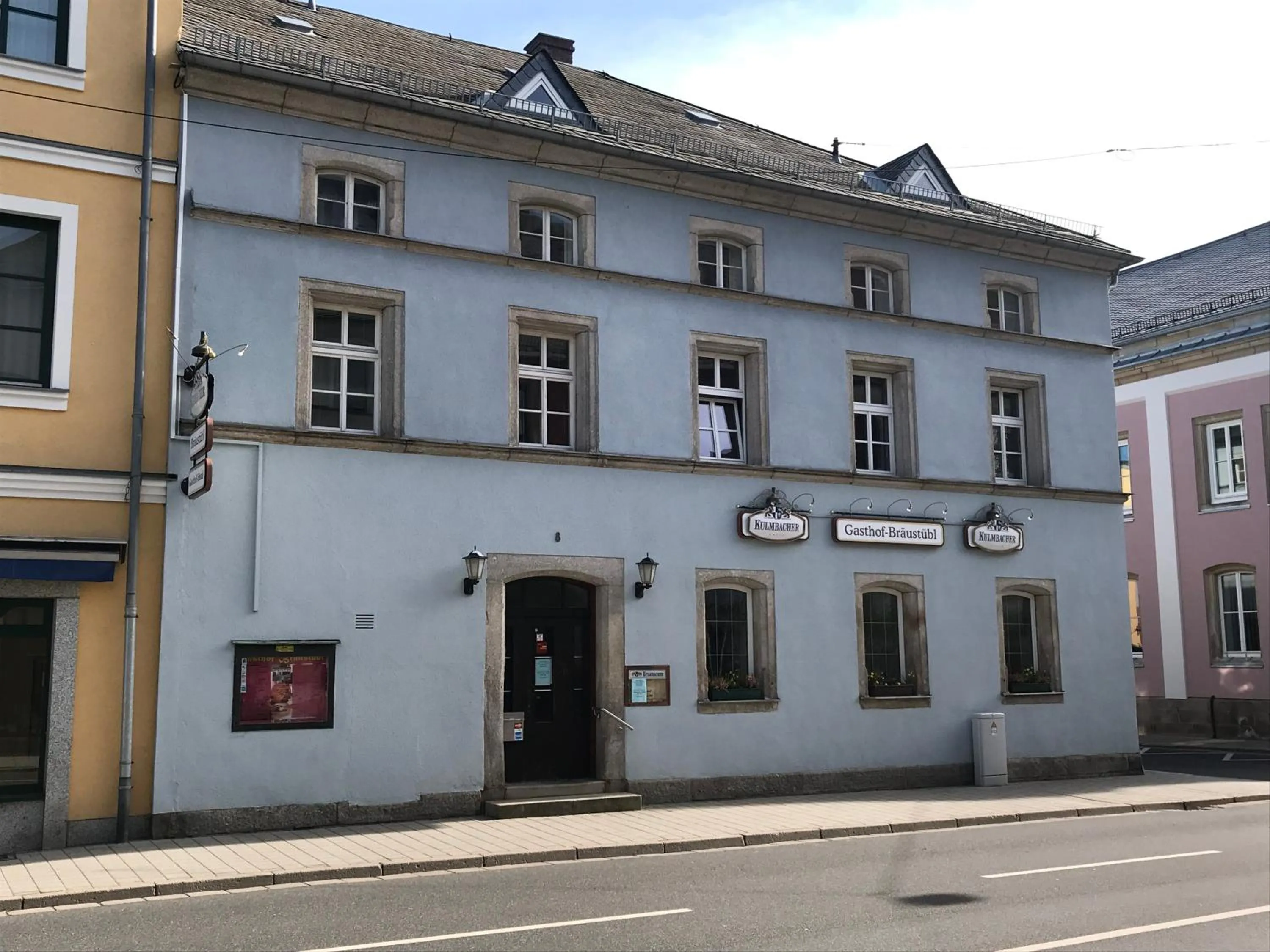 Property building in Gasthof Hotel Bräustübl und Haus Boutique