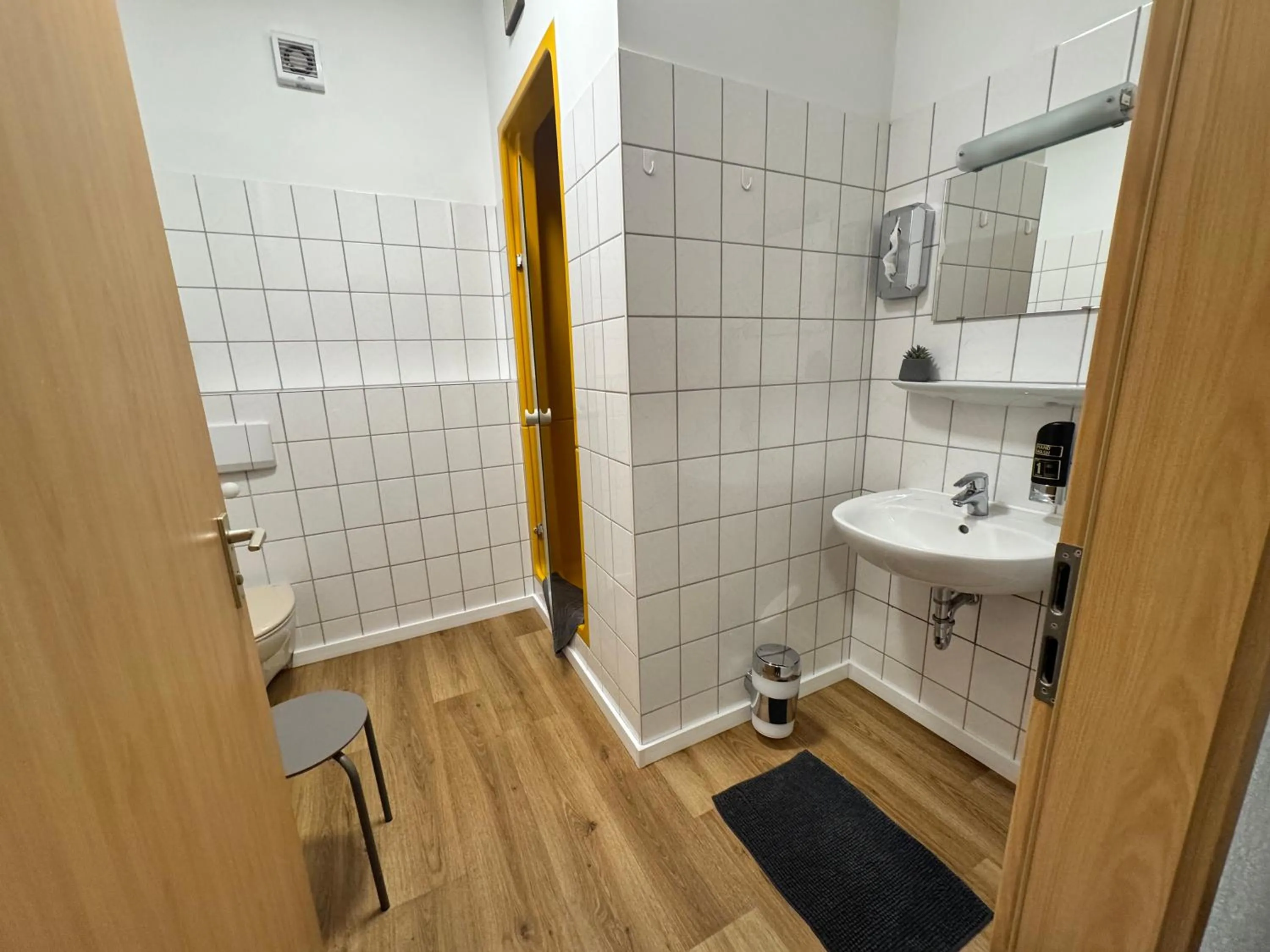 Bathroom in Gasthof Hotel Bräustübl und Haus Boutique