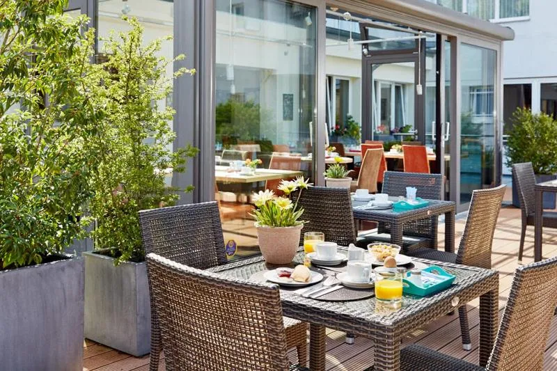 Restaurant/places to eat in Hotel Imperial Düsseldorf Superior - Sure Collection by Best Western