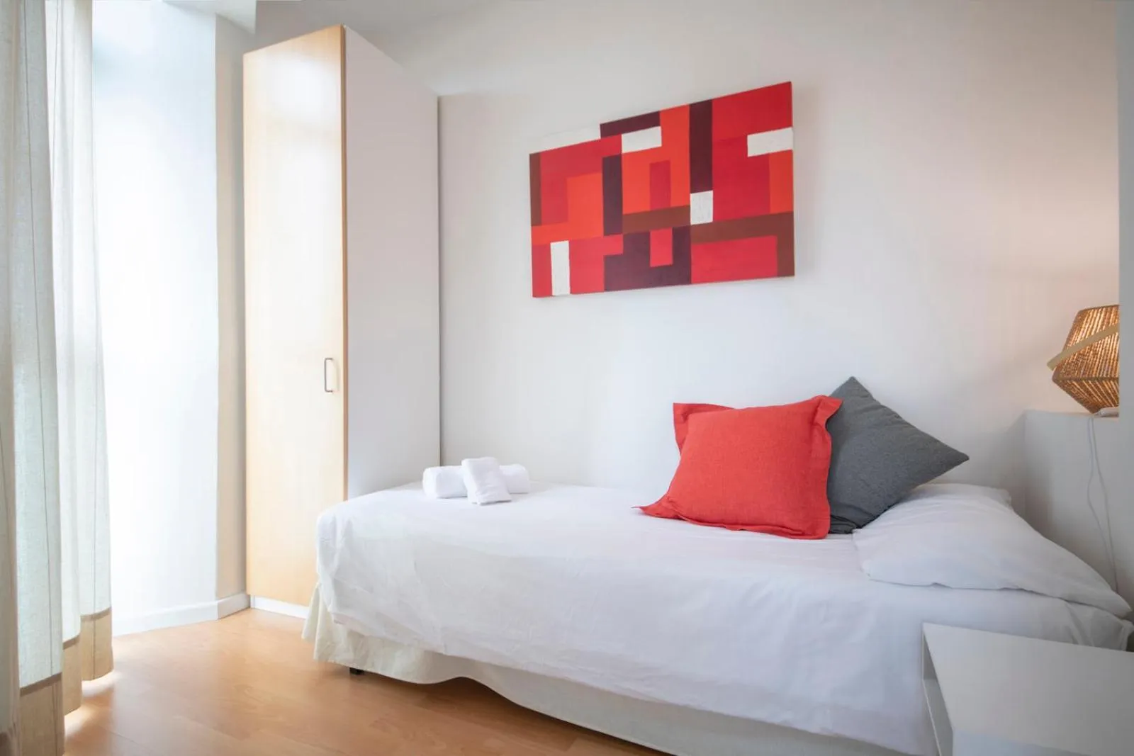 Bedroom, Bed in You Stylish Sagrada Familia Apartments