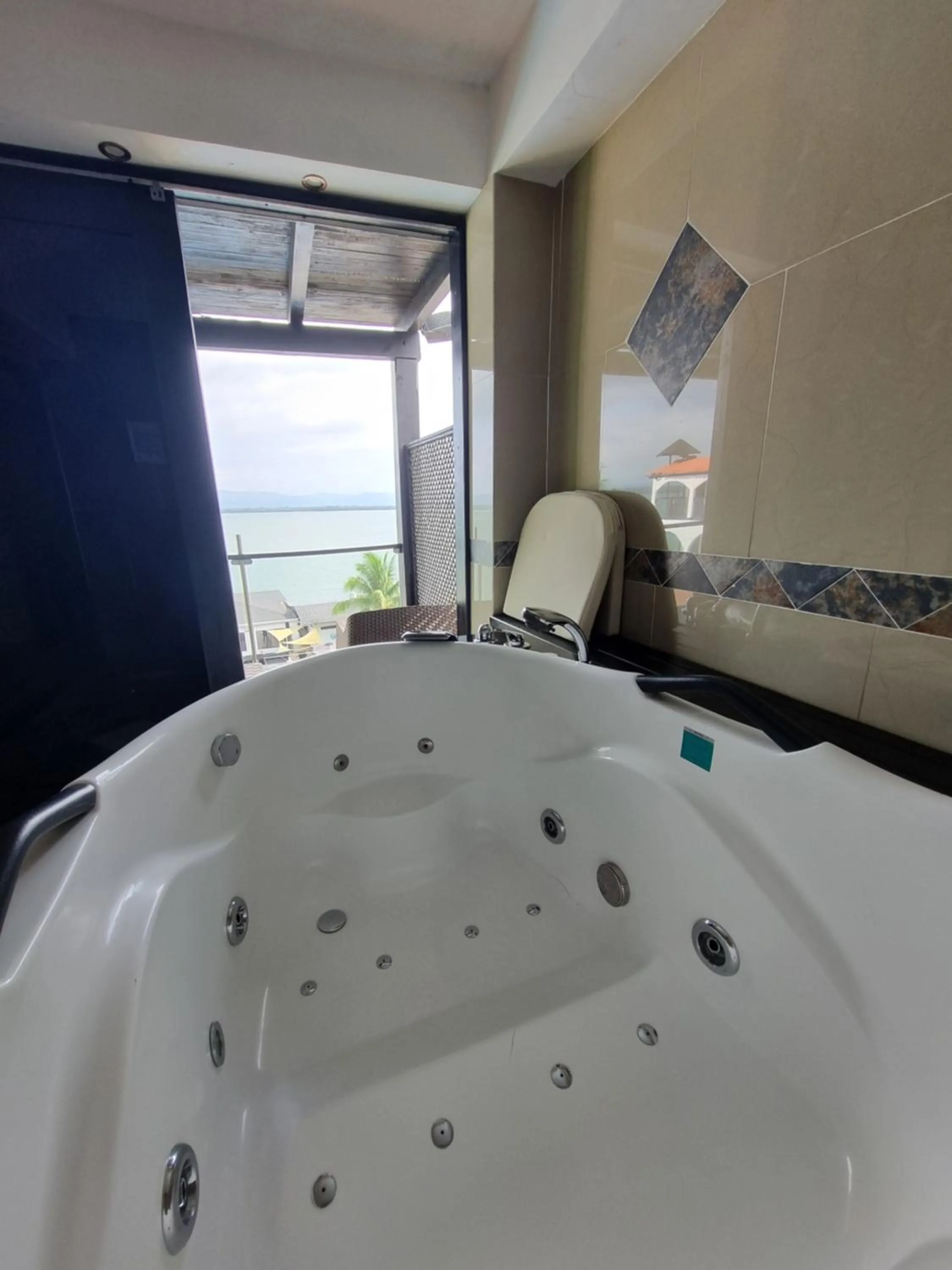 Balcony/Terrace in Hotel Mi Paraíso Río Dulce