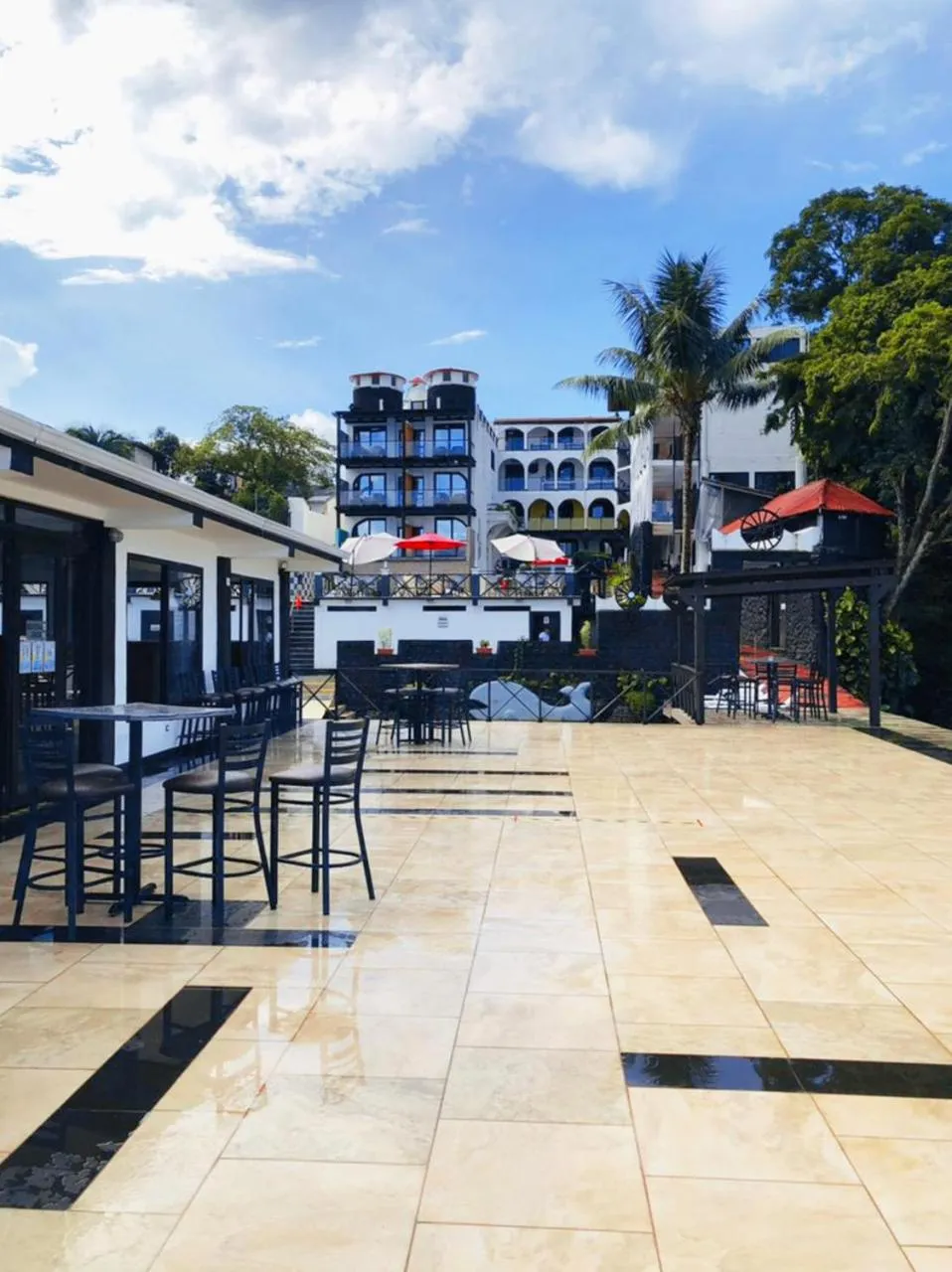 Property building in Hotel Mi Paraíso Río Dulce