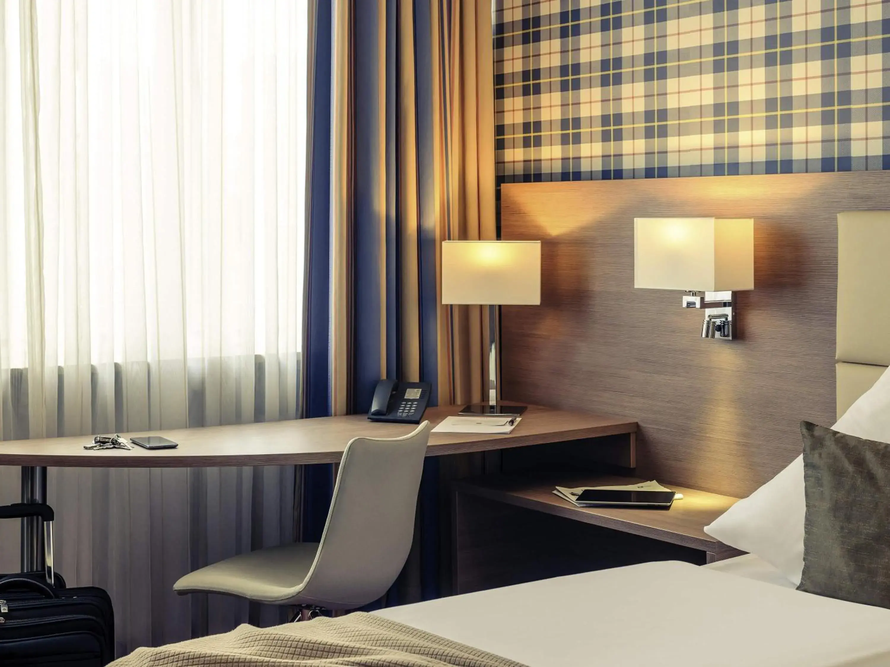 Standard Twin Room in Mercure Hotel Kaiserhof City Center Standard Twin Room in Mercure Hotel Kaiserhof City Center