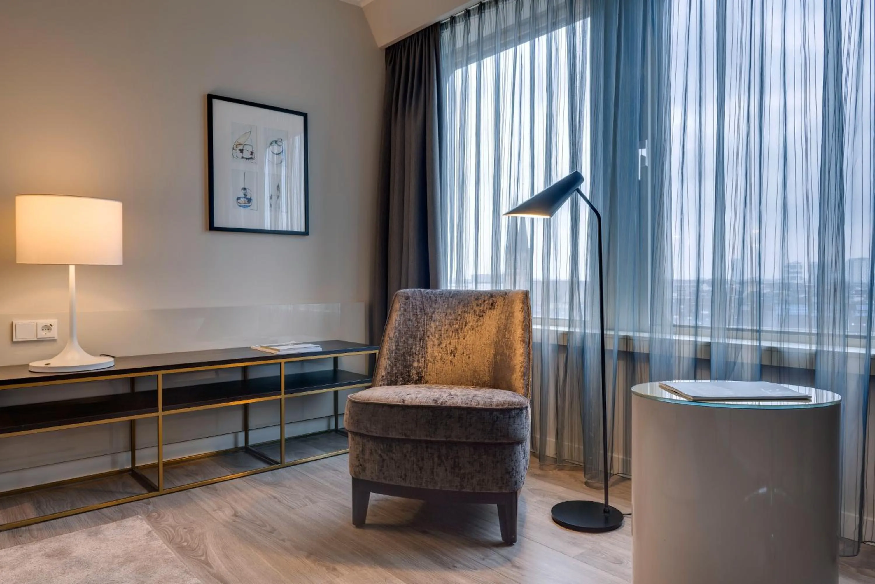 City view in Clayton Hotel Düsseldorf City Centre