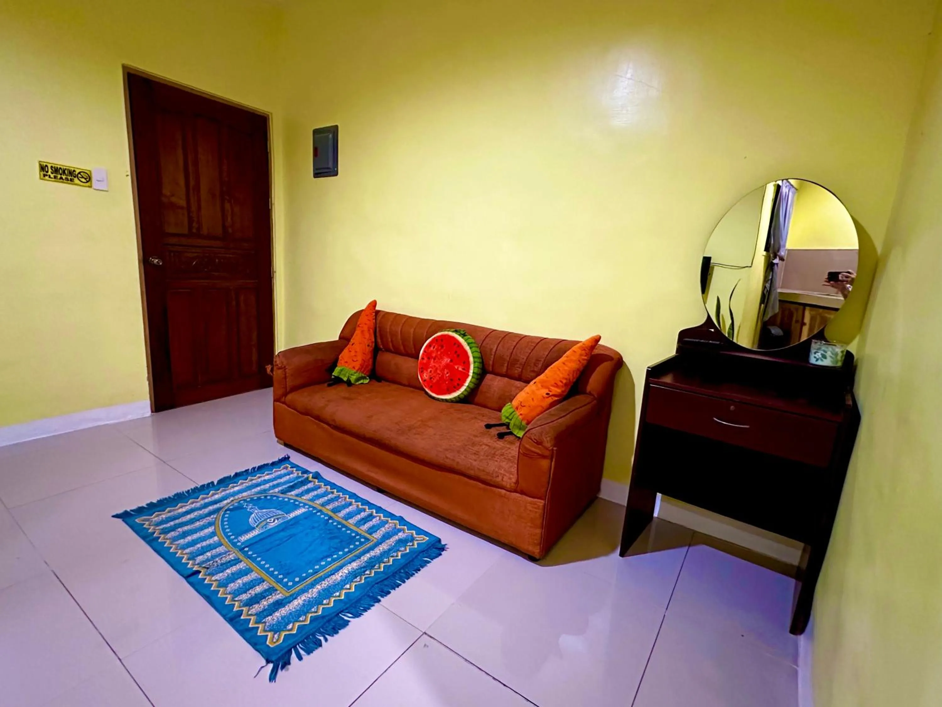 Rozay Travellers Inn