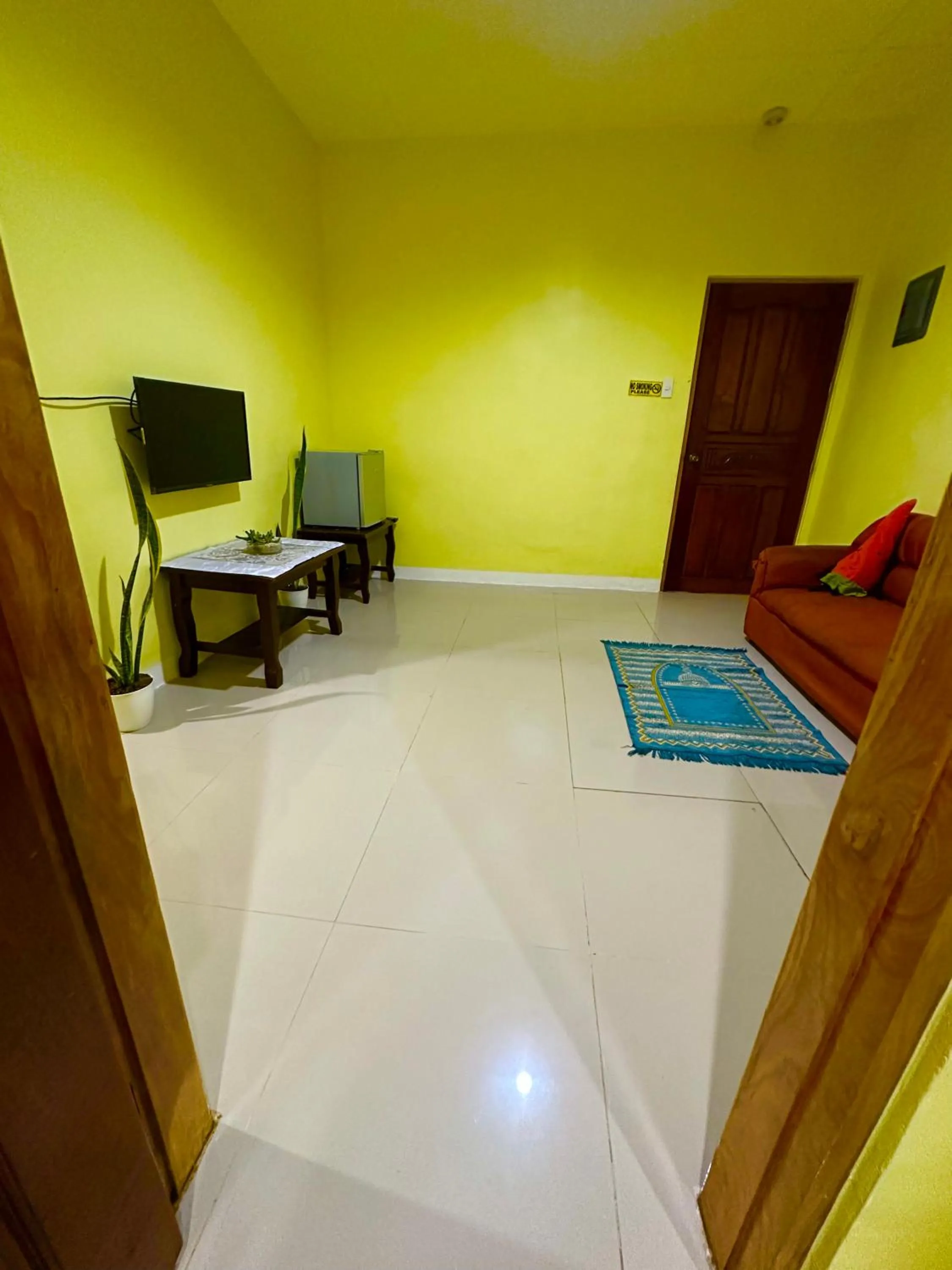 Rozay Travellers Inn