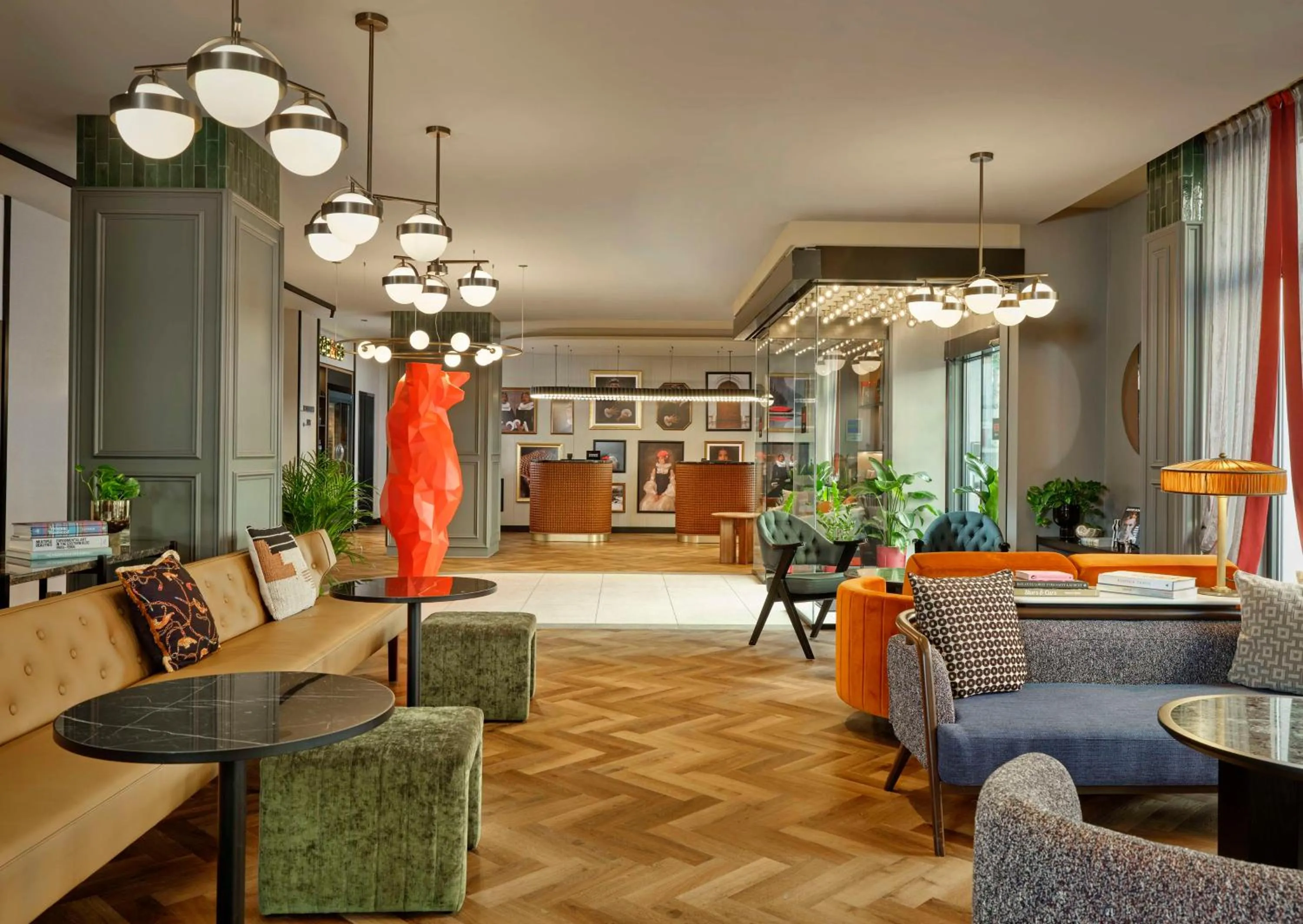 Lobby or reception in Radisson RED Berlin Kudamm