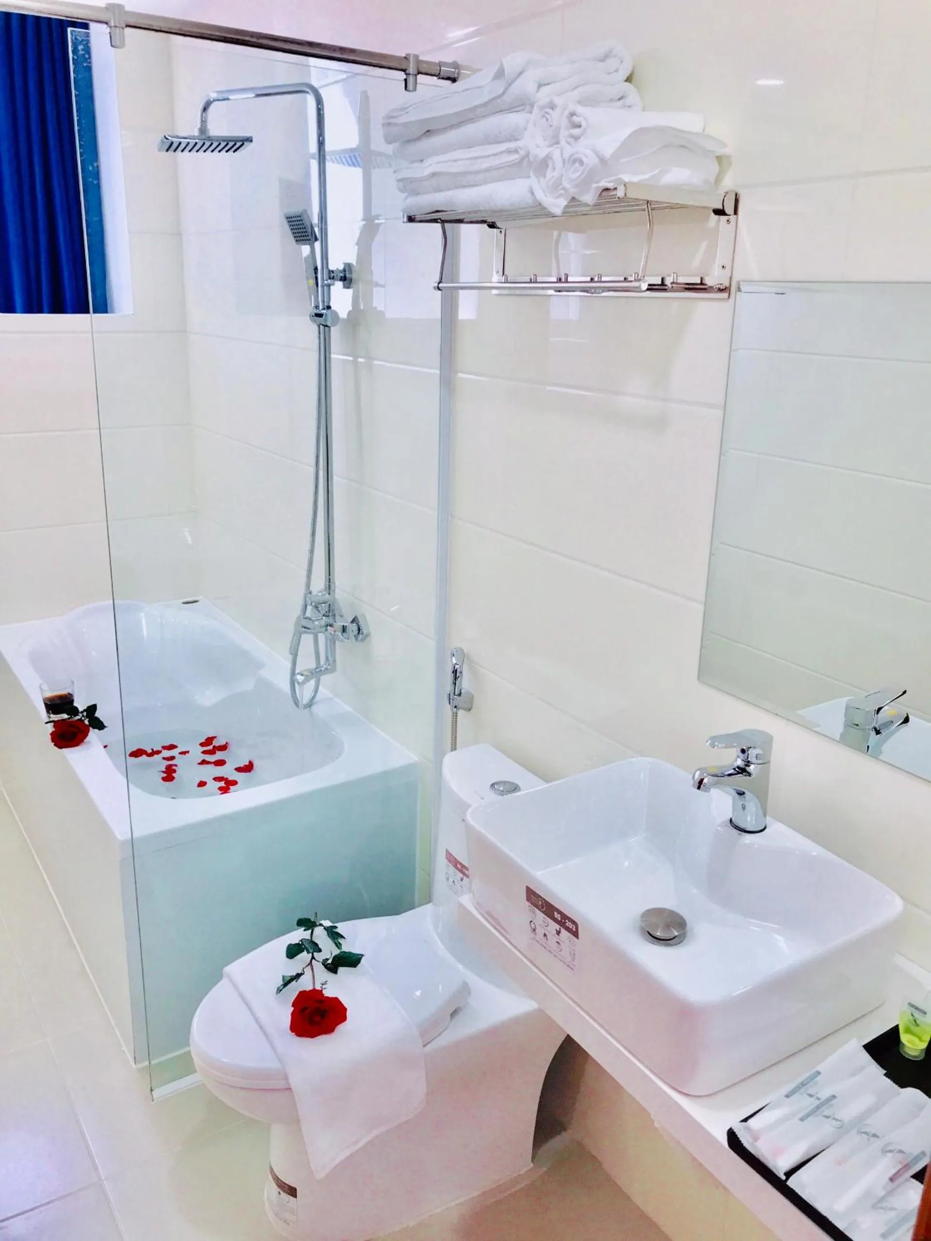 Hot Tub in HaTa Hotel