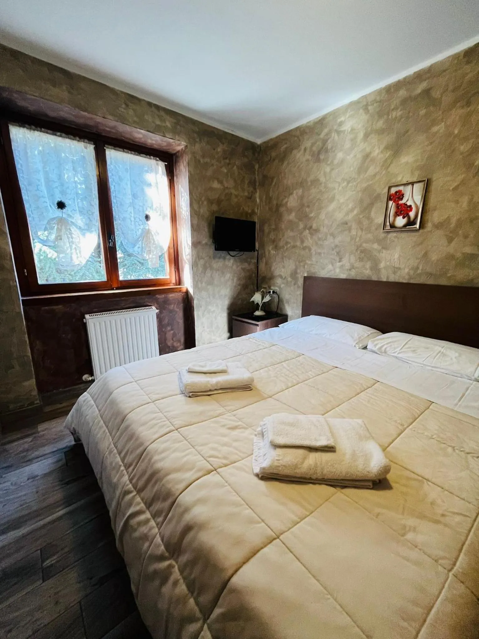 Bed in San Luigi - Rooms & Apartments