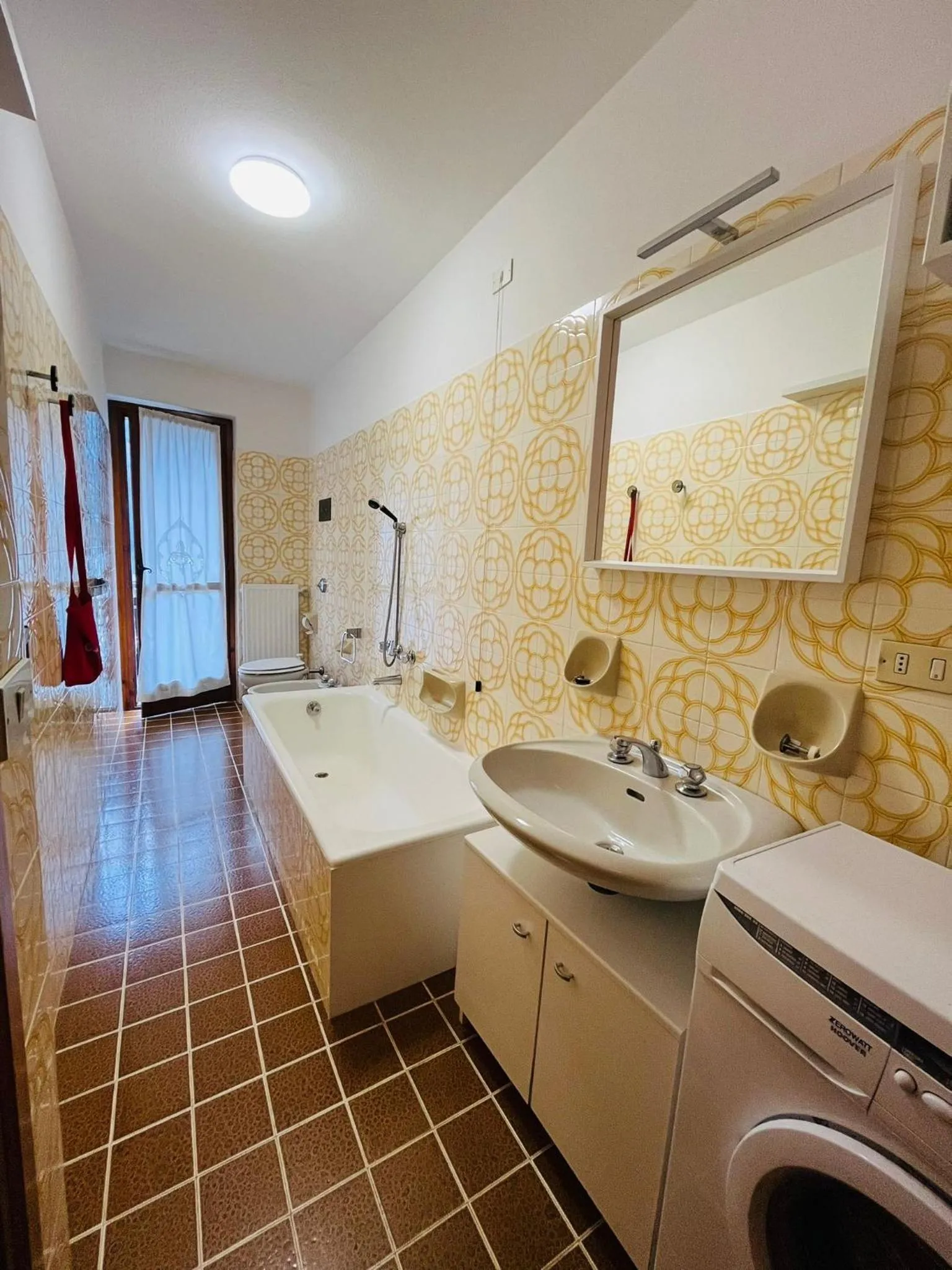 Toilet in San Luigi - Rooms & Apartments