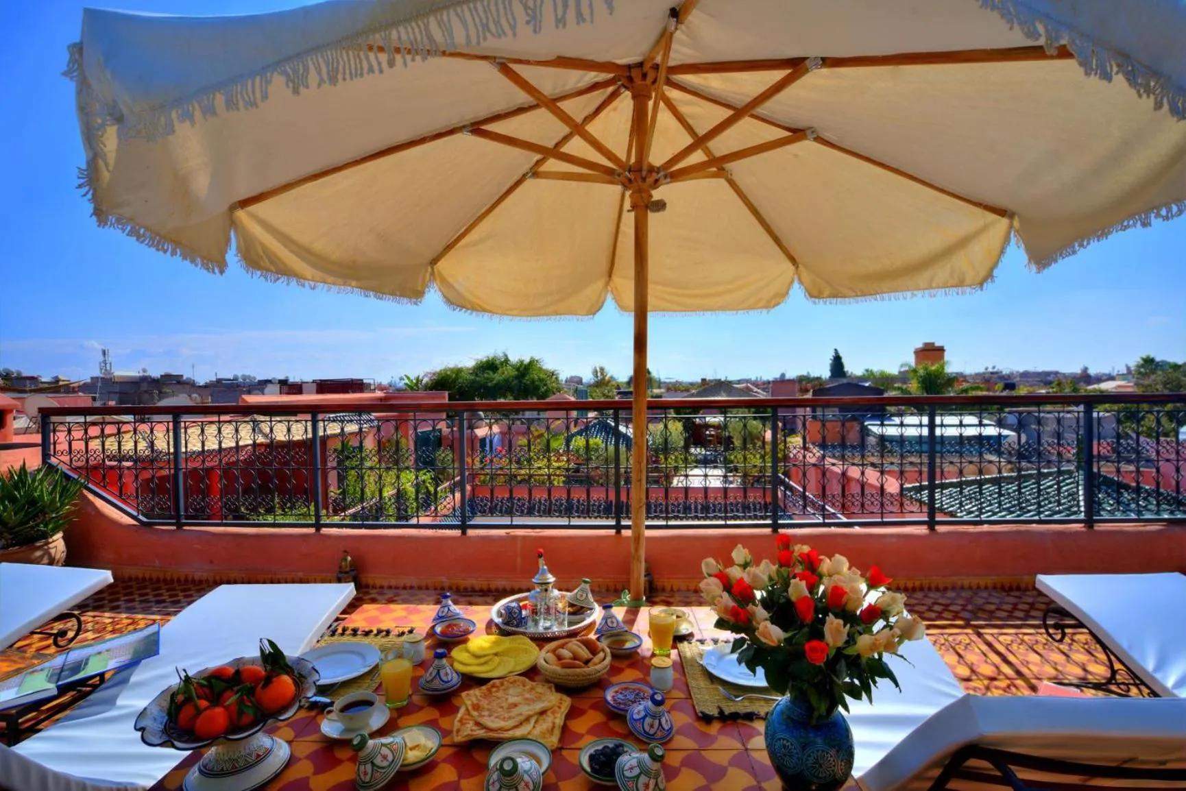 Balcony/Terrace in Riad Aventurine