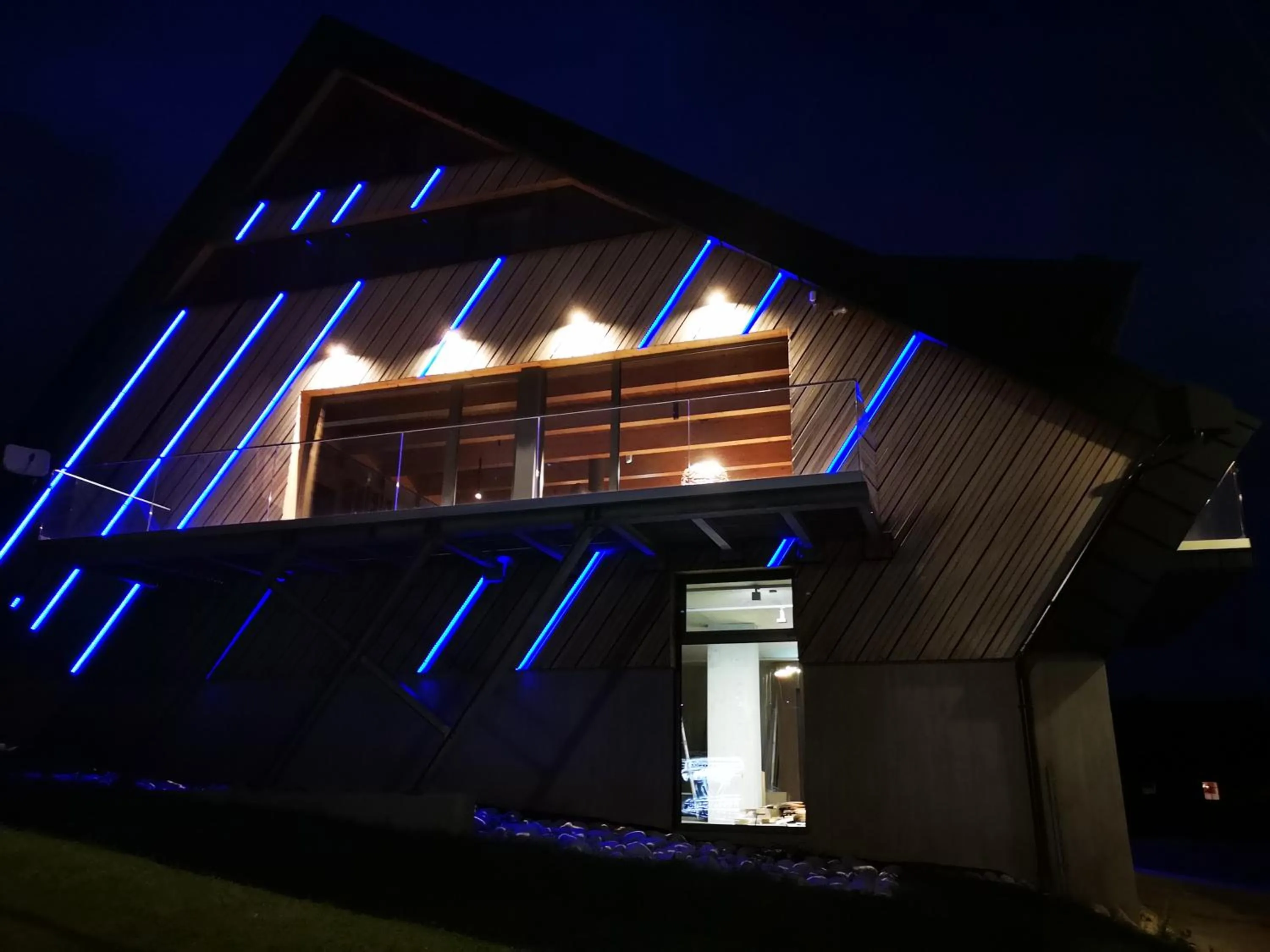 Property building in STONEGALLERY