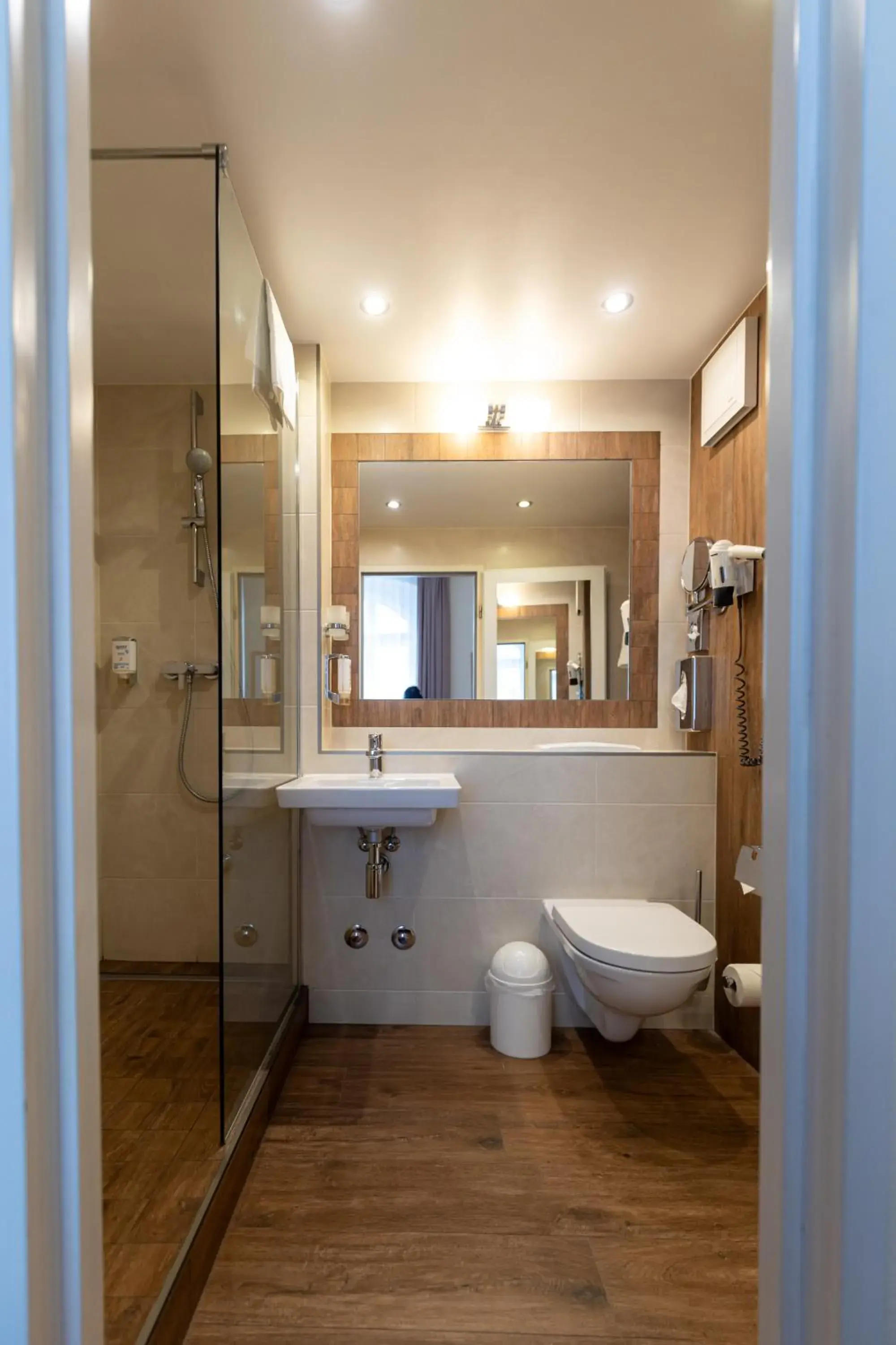 Standard Twin Room in Akzent Hotel Am Goldenen Strauss Standard Twin Room in Akzent Hotel Am Goldenen Strauss