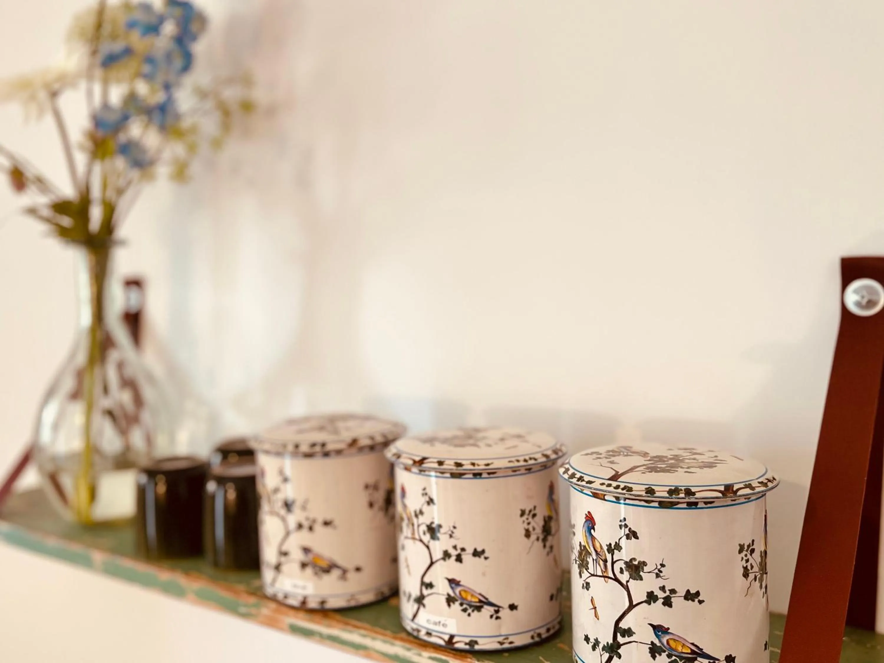 Coffee/tea facilities in chambres d'hôtes Domaine les Grands Pérons