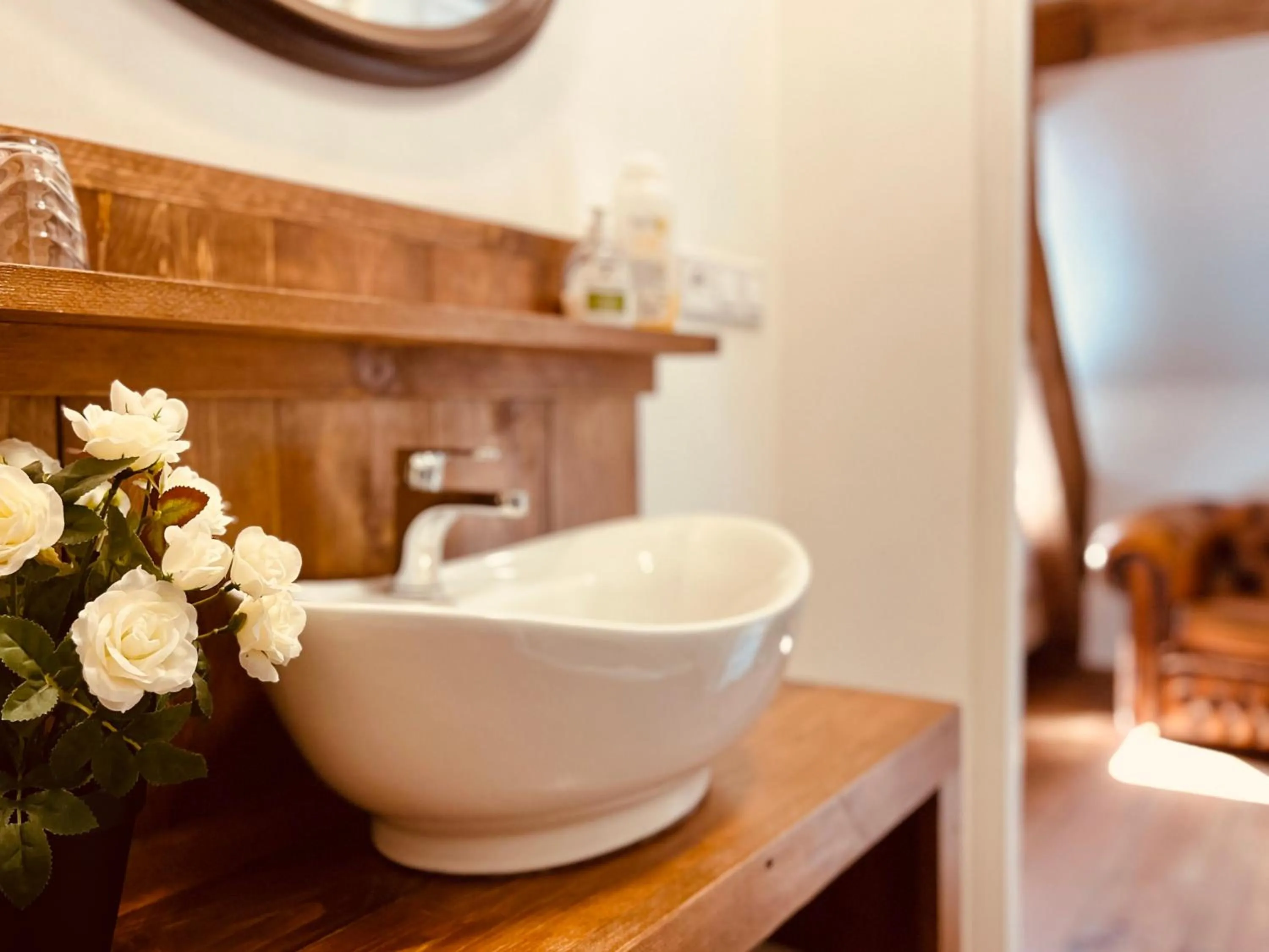 Bathroom in chambres d'hôtes Domaine les Grands Pérons