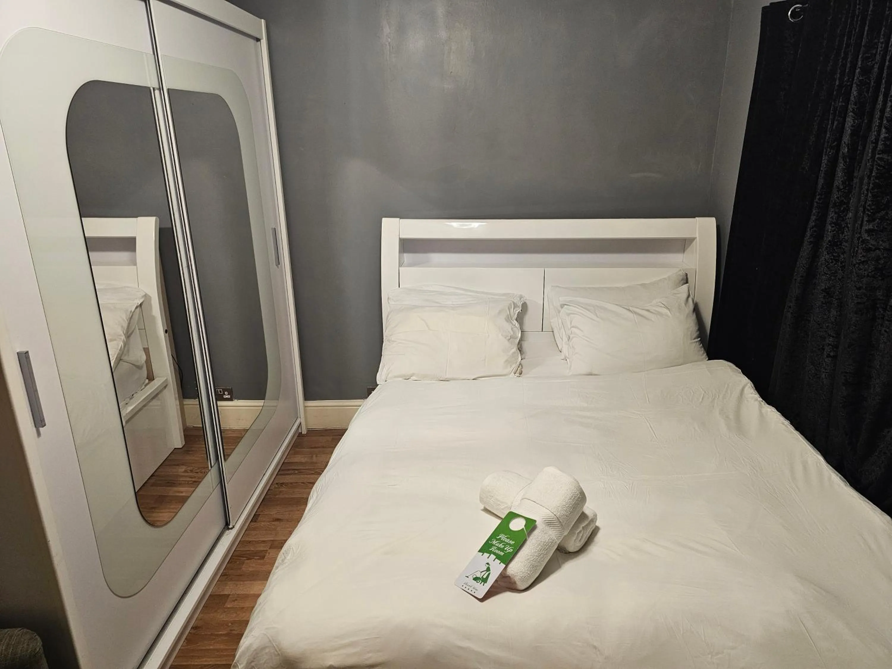 Bed in Umbrella Properties London Excel