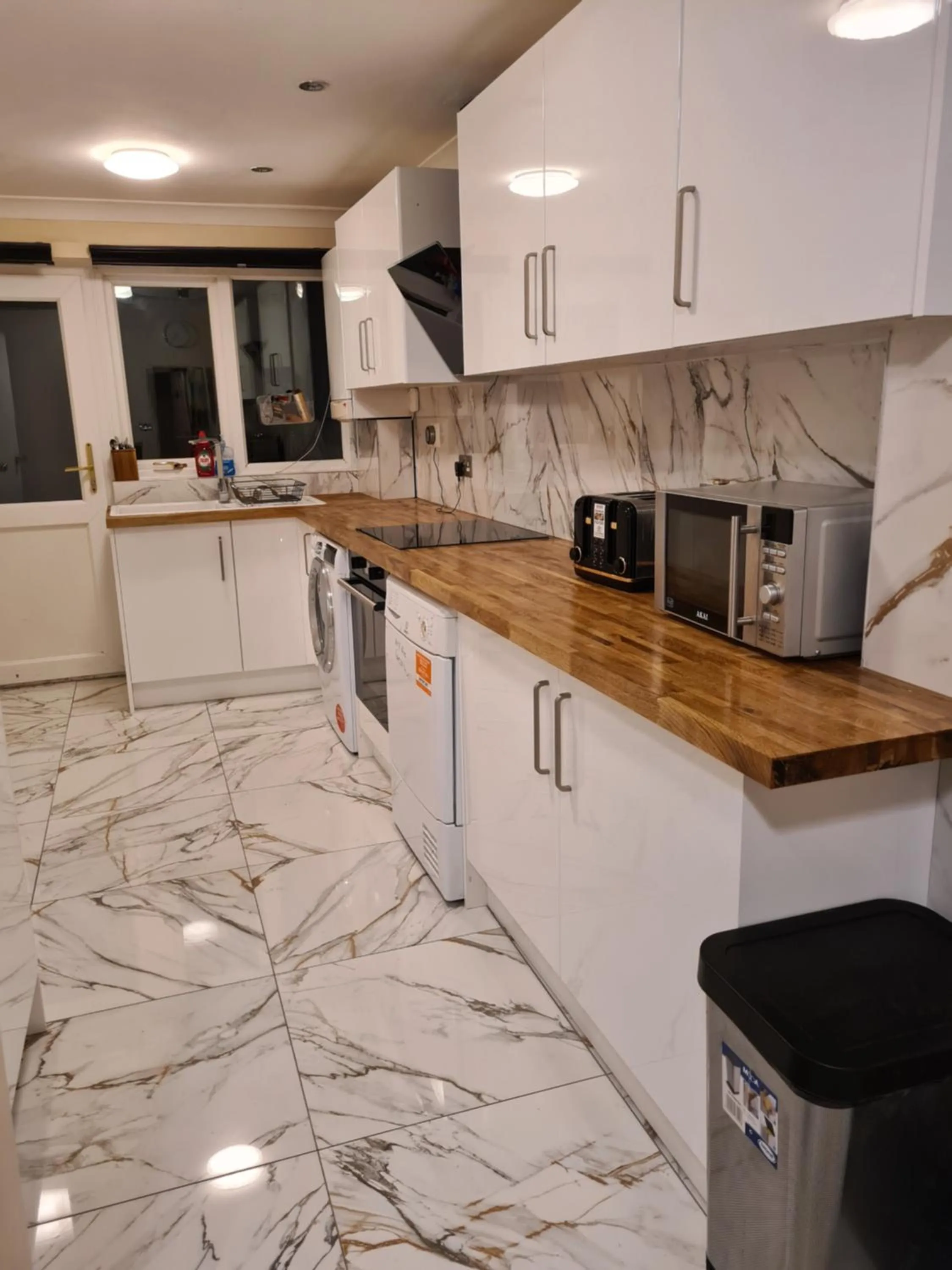 Coffee/tea facilities in Umbrella Properties London Excel