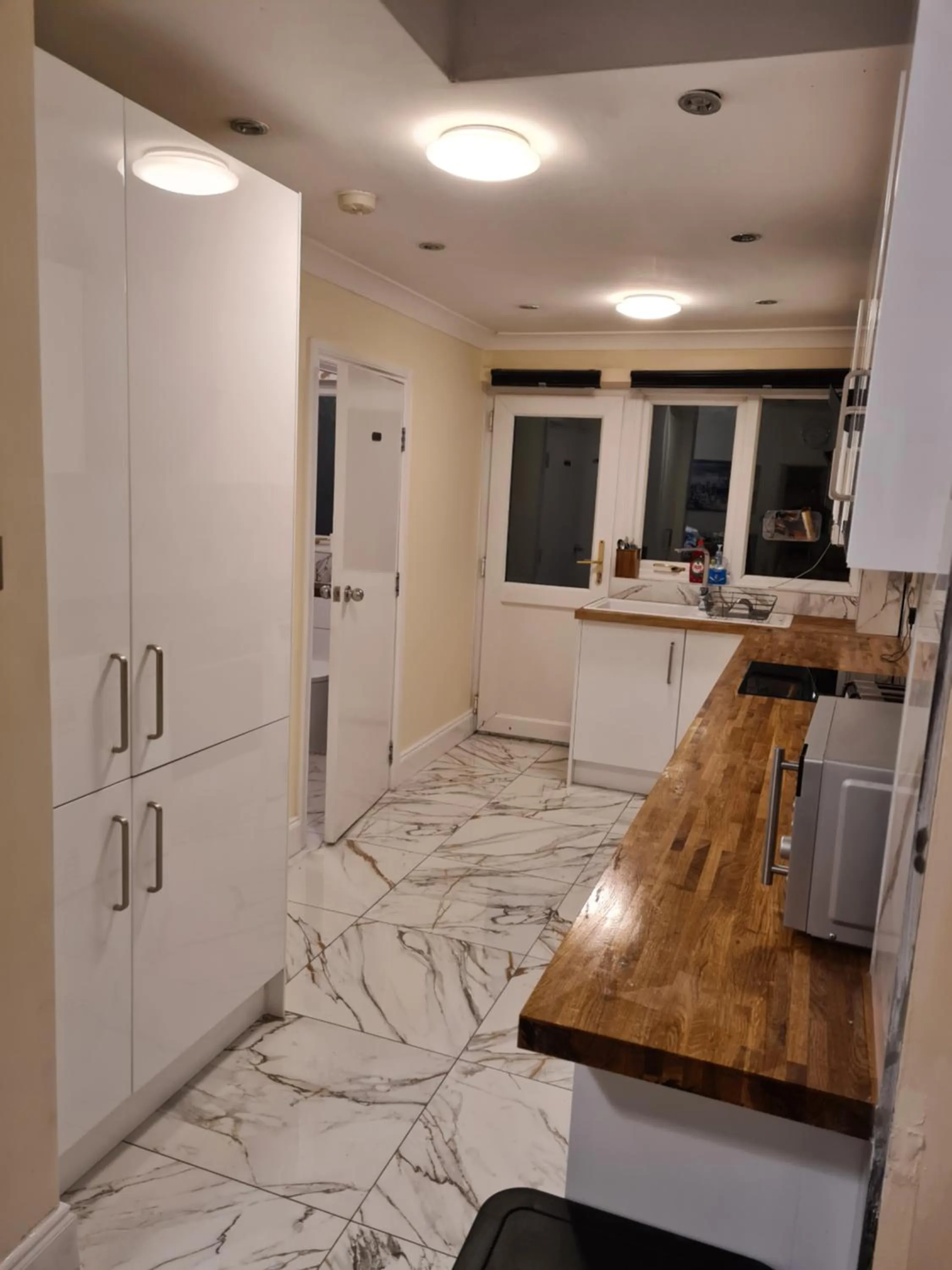 Kitchen or kitchenette in Umbrella Properties London Excel