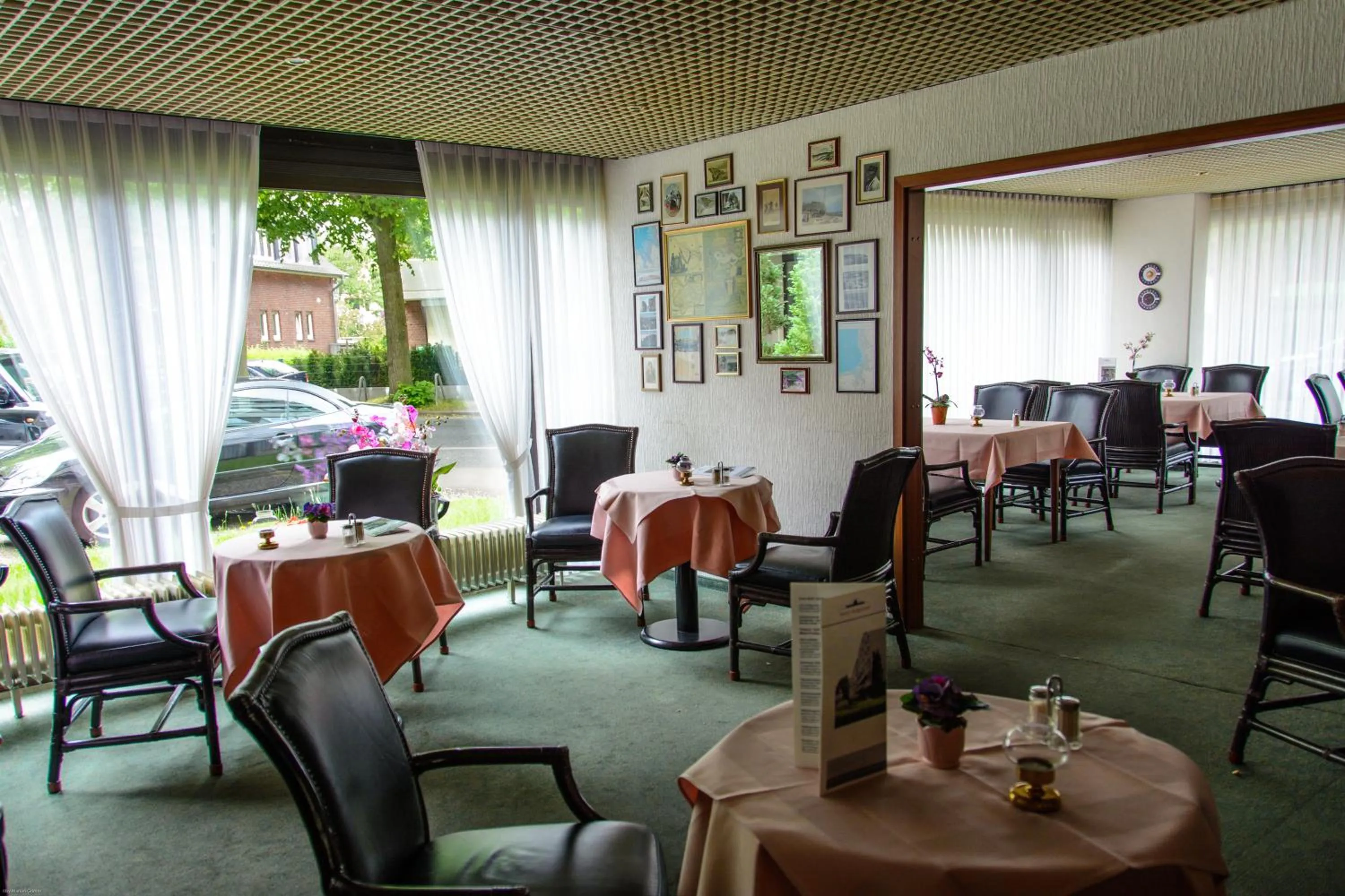 Restaurant/places to eat in Hotel Helgoland