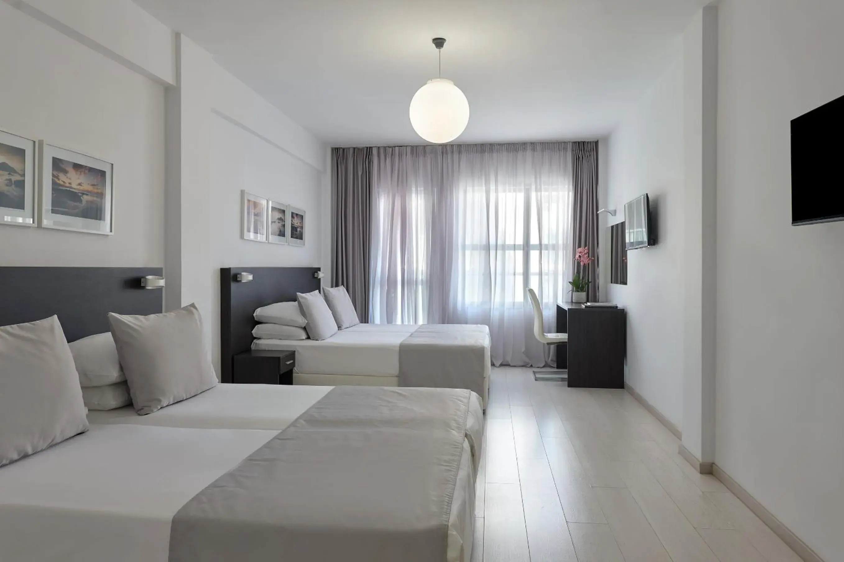 Superior Double or Twin Room in Boss Boutique Athens by Prima Hotels Superior Double or Twin Room in Boss Boutique Athens by Prima Hotels