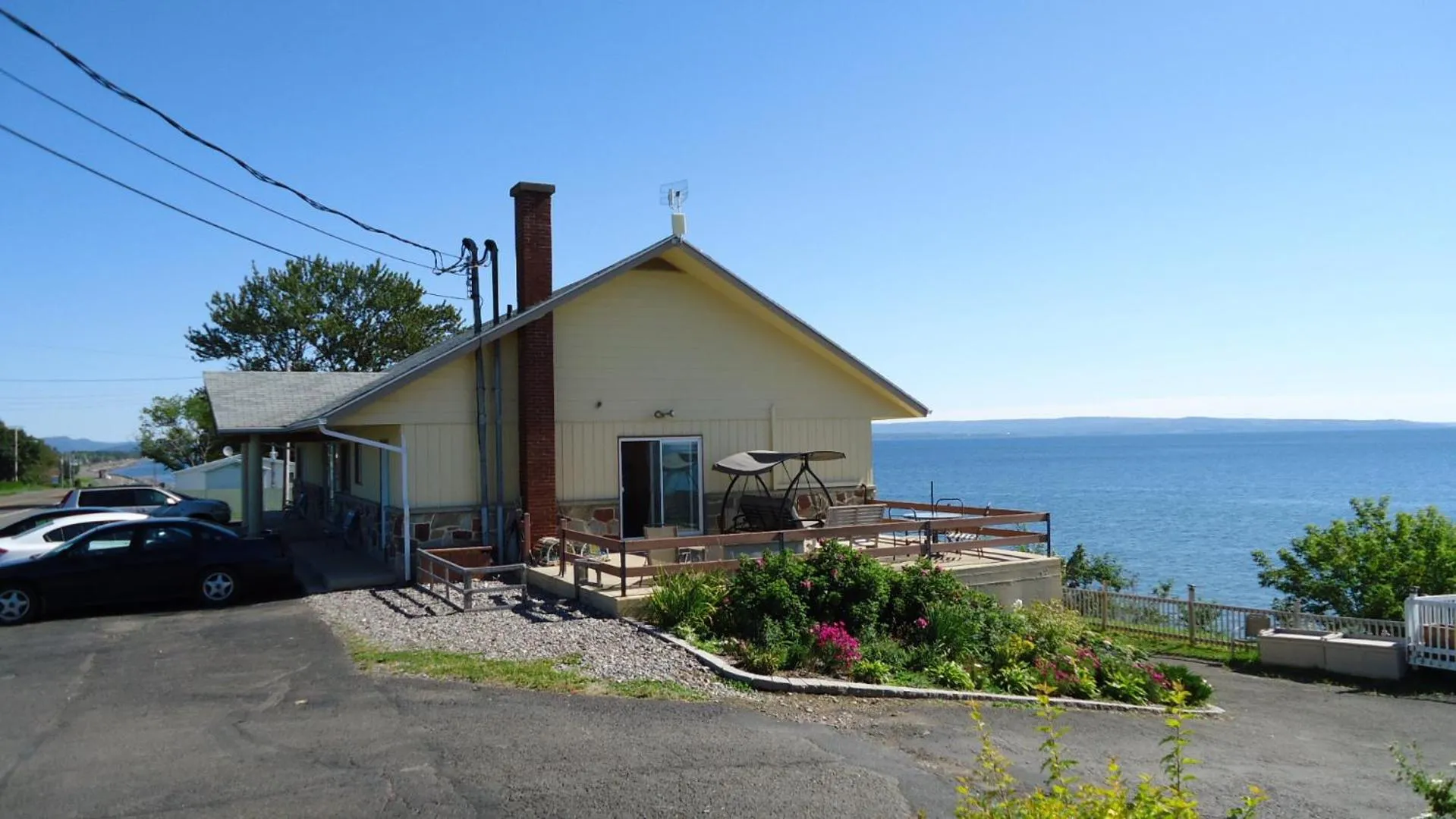 Facade/entrance in Motel Carleton Sur Mer