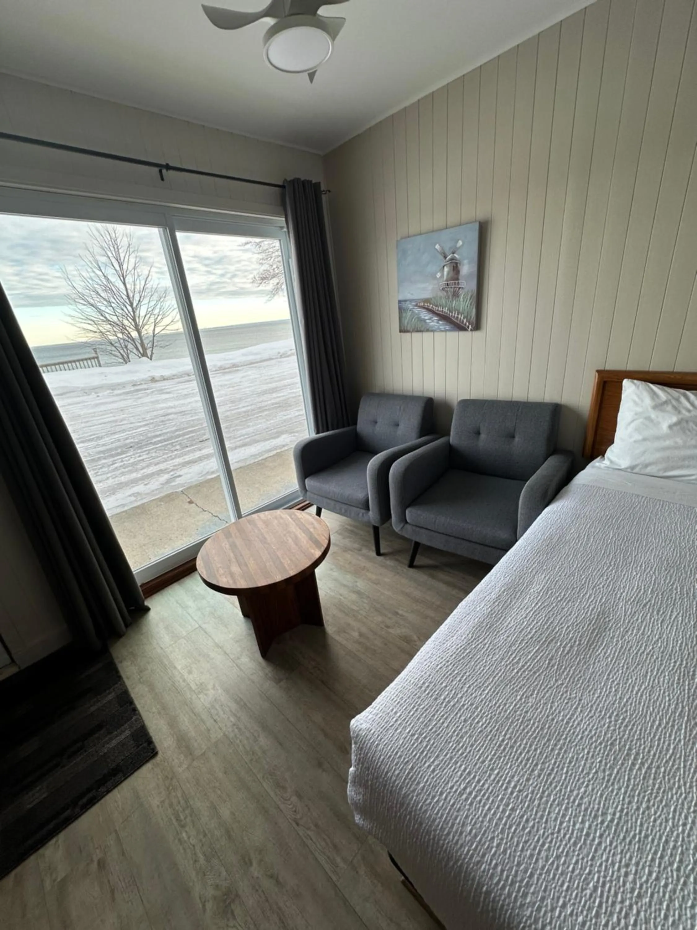 Bed in Motel Carleton Sur Mer