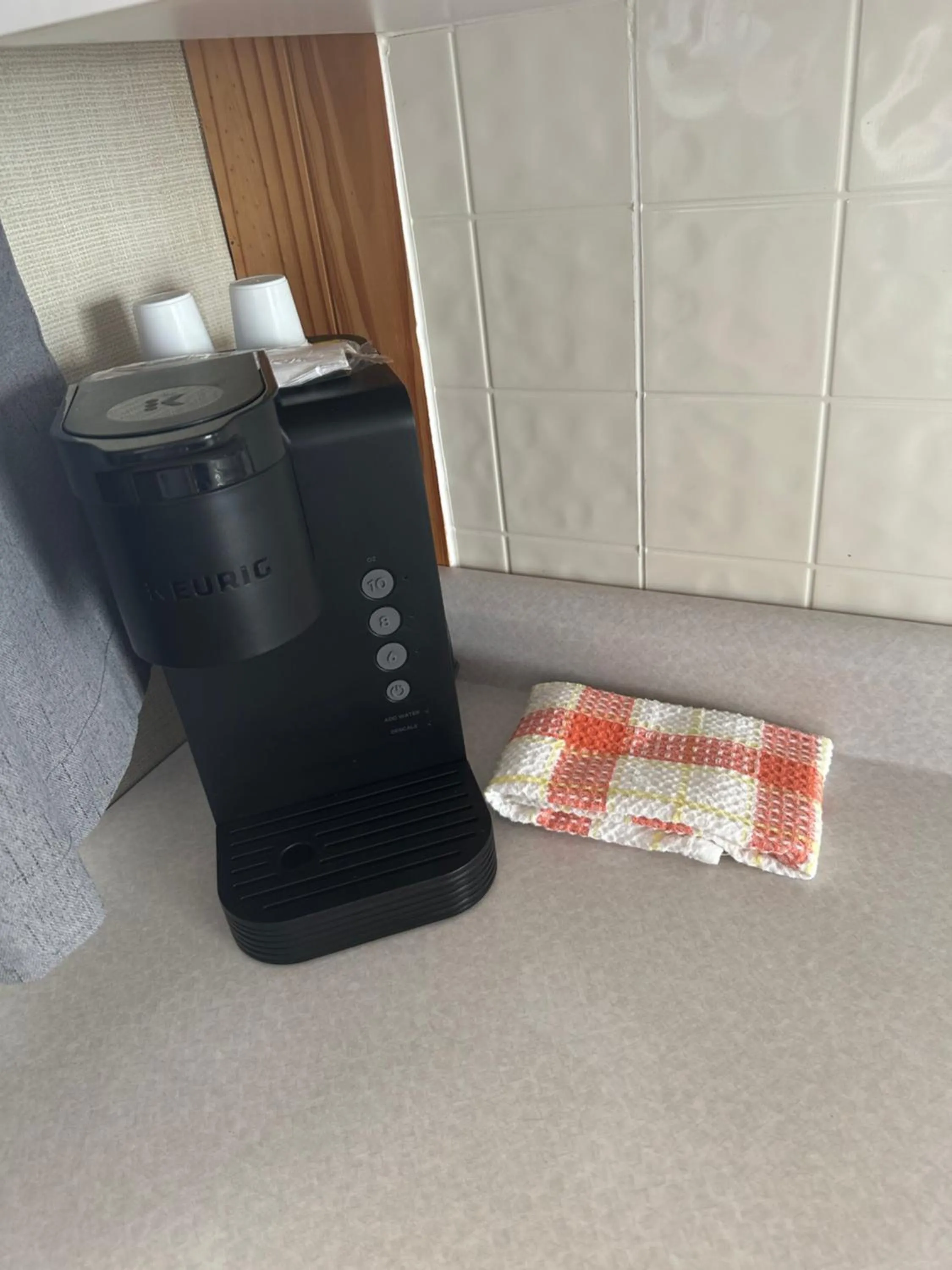 Kitchen or kitchenette in Motel Carleton Sur Mer