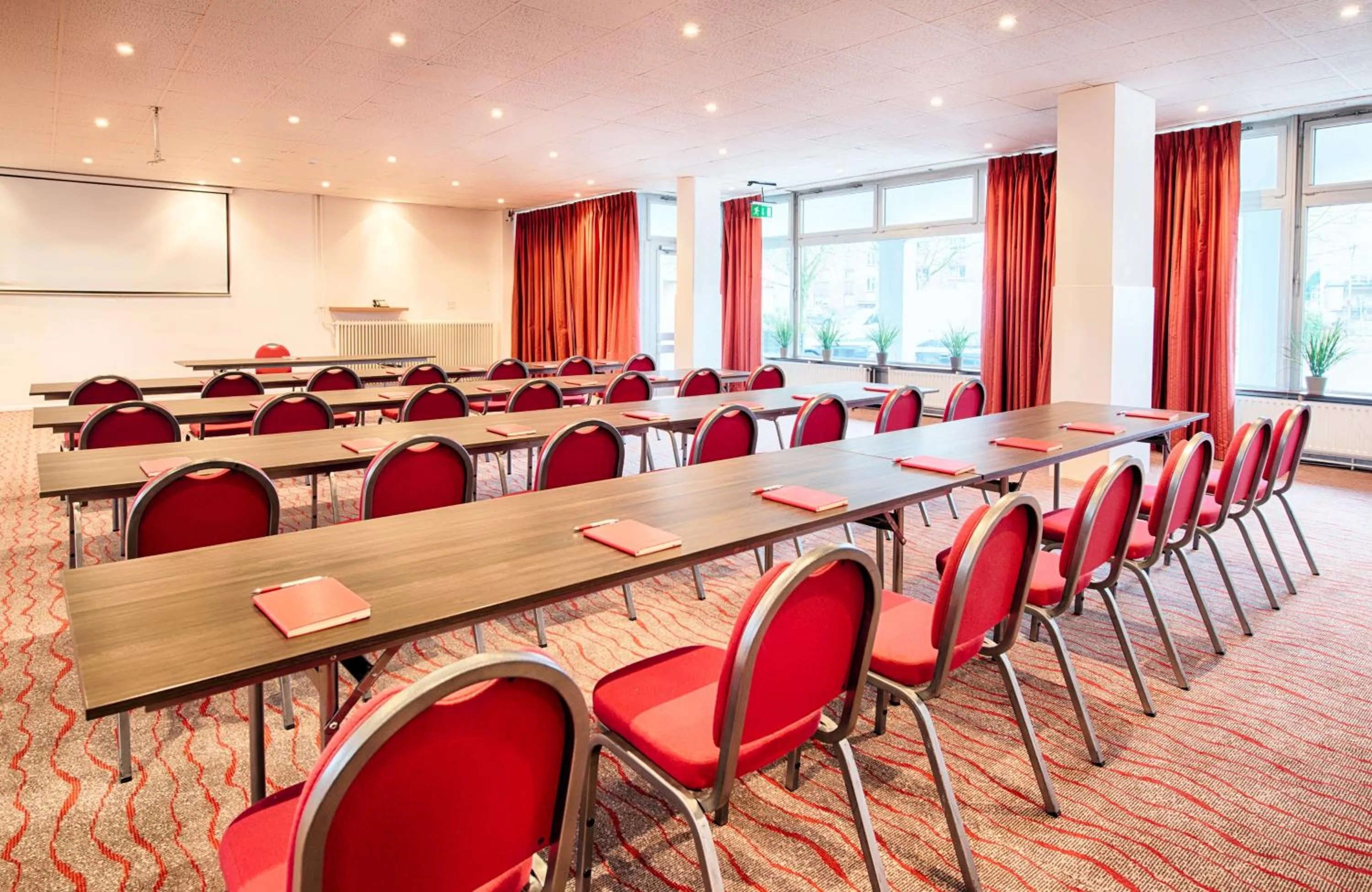 Meeting/conference room in Leonardo Hotel Hamburg Elbbrücken