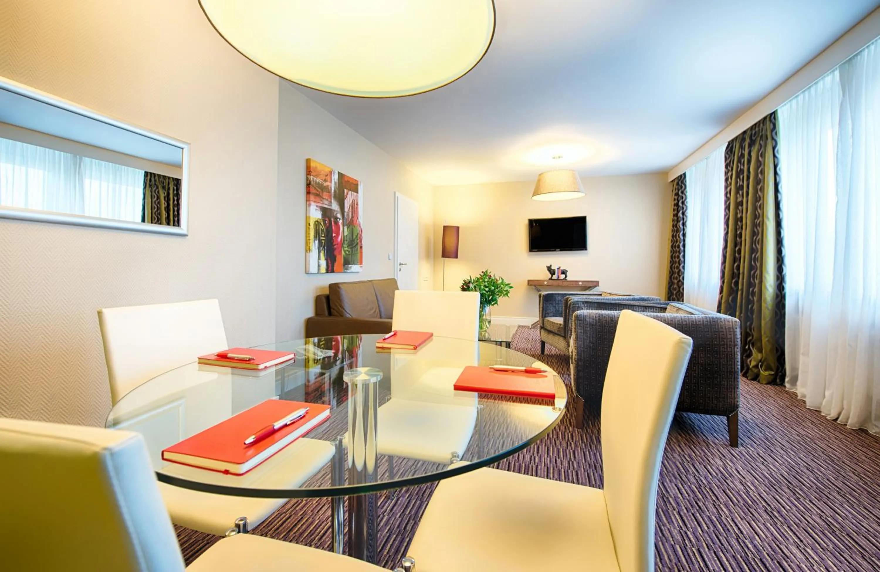 Meeting/conference room in Leonardo Hotel Hamburg Elbbrücken